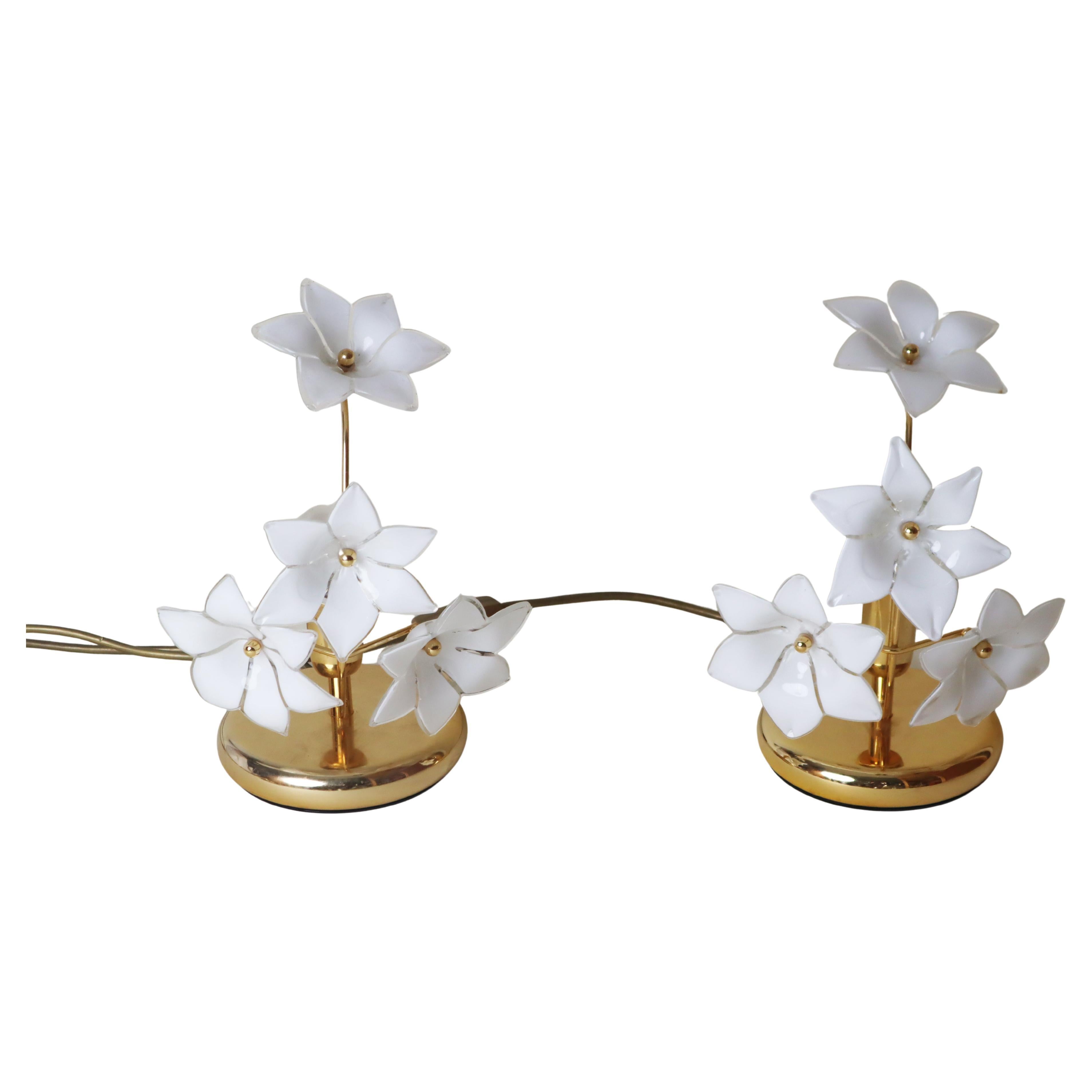 Ensemble de lampes de table italiennes Murano à fleurs blanches en vente