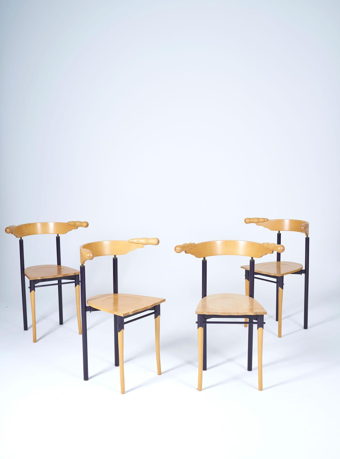 Set of 'Jansky' wooden chairs by Borek Sipek In Good Condition For Sale In PARIS, FR