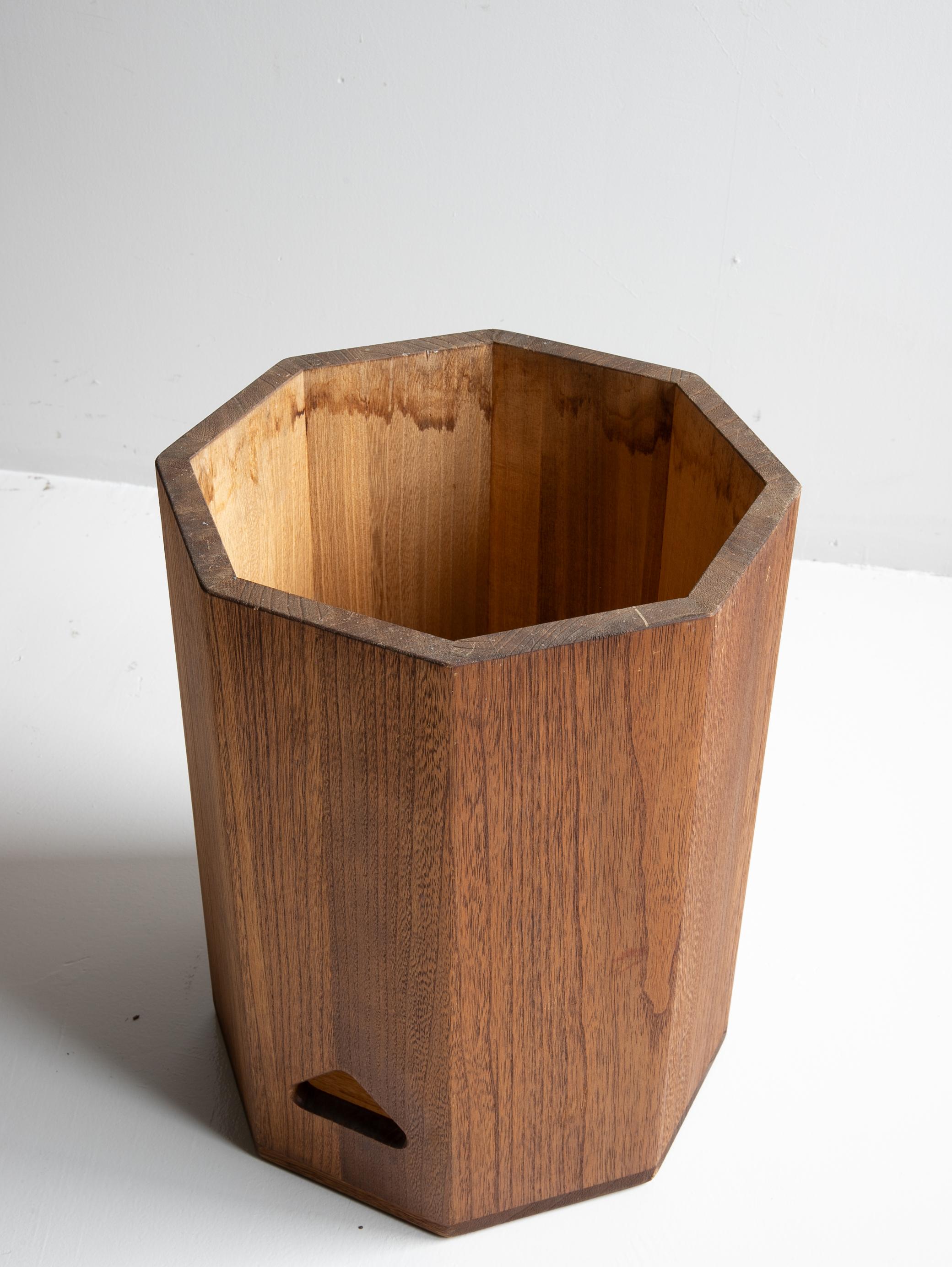 Set of Japanese Old Octagon Wood Stools 1940s-1960s / Side Table Stool Wabisabi For Sale 6