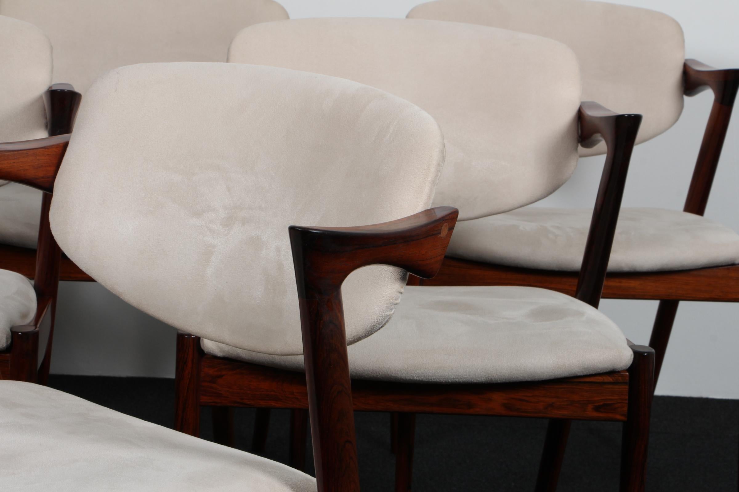 Set of Kai Kristiansen Model 42 Dining Chairs, Rosewood, alcantara, 1960s In Good Condition For Sale In Esbjerg, DK