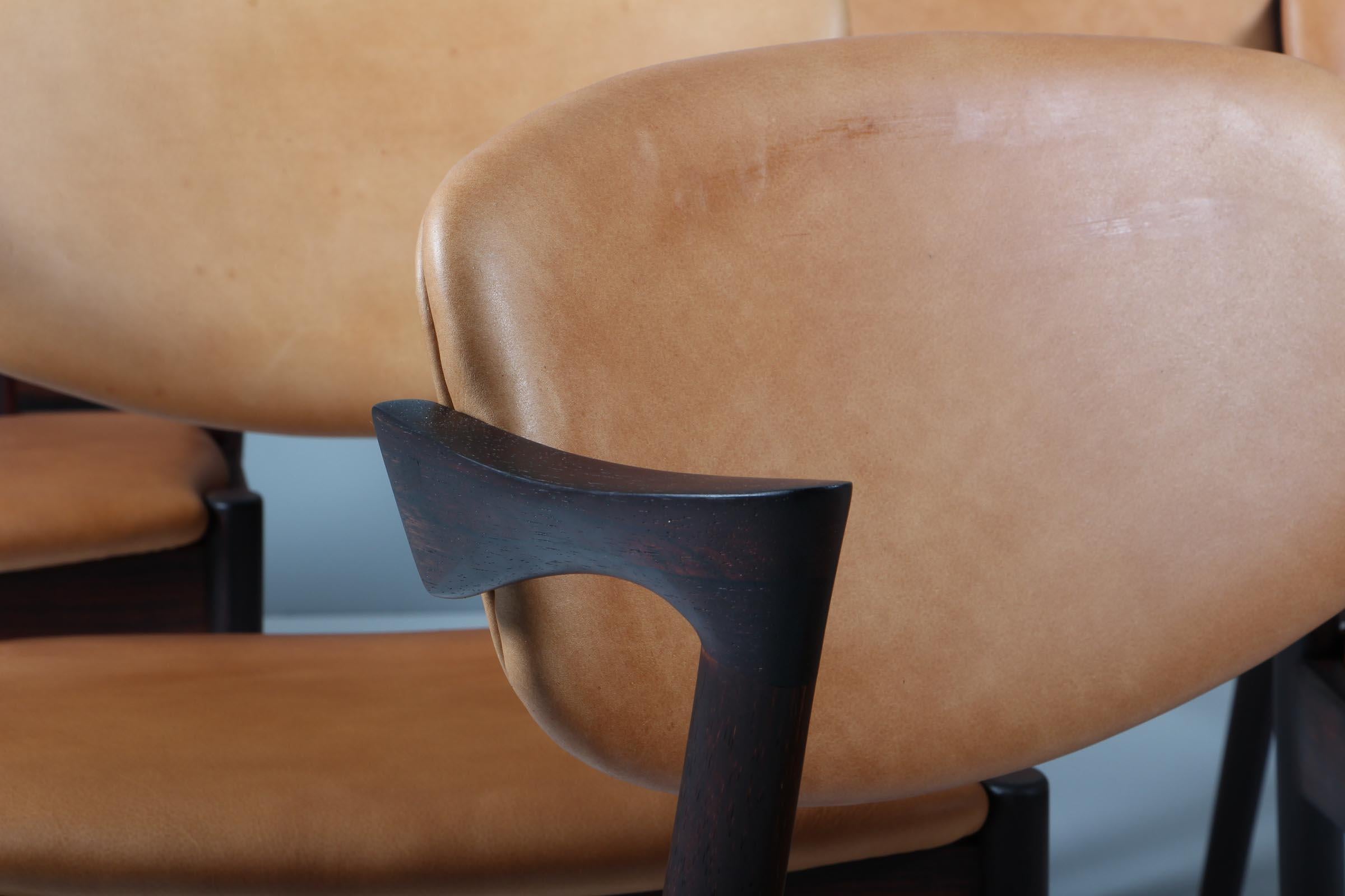 Milieu du XXe siècle Ensemble de chaises de salle à manger Kai Kristiansen modèle 42, bois de rose, cuir aniline, années 1960 en vente