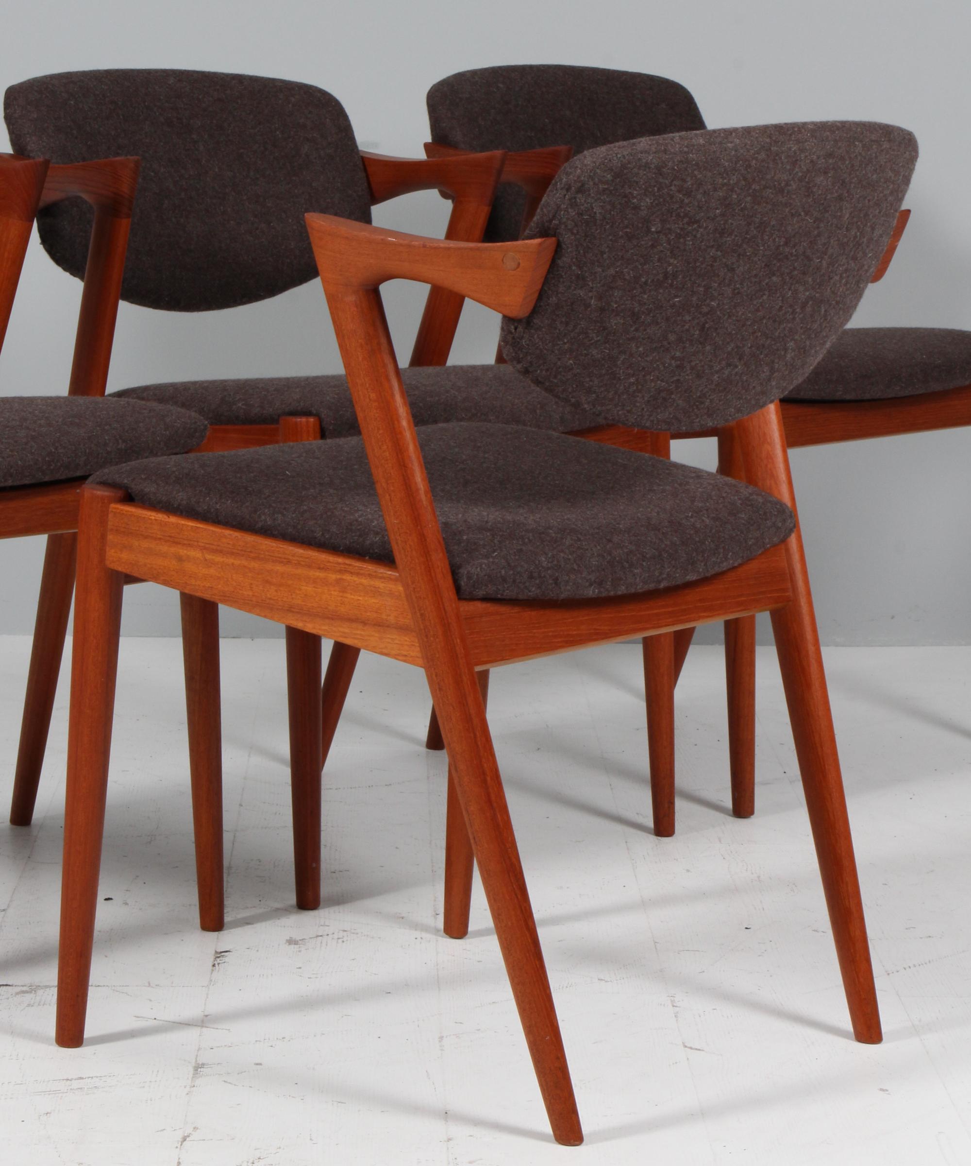 Set di sedie da pranzo Kai Kristiansen Model 42, teak, lana, anni '60 in vendita 2