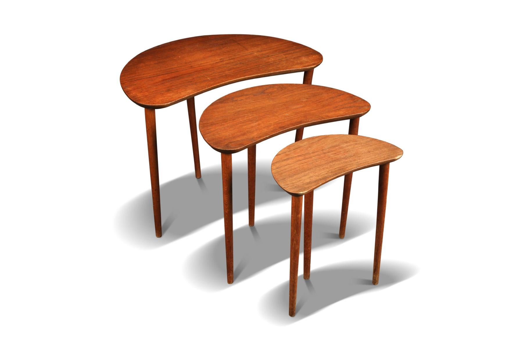 Mid-Century Modern Set of Kidney Shaped Nesting Tables by Trap Christensen