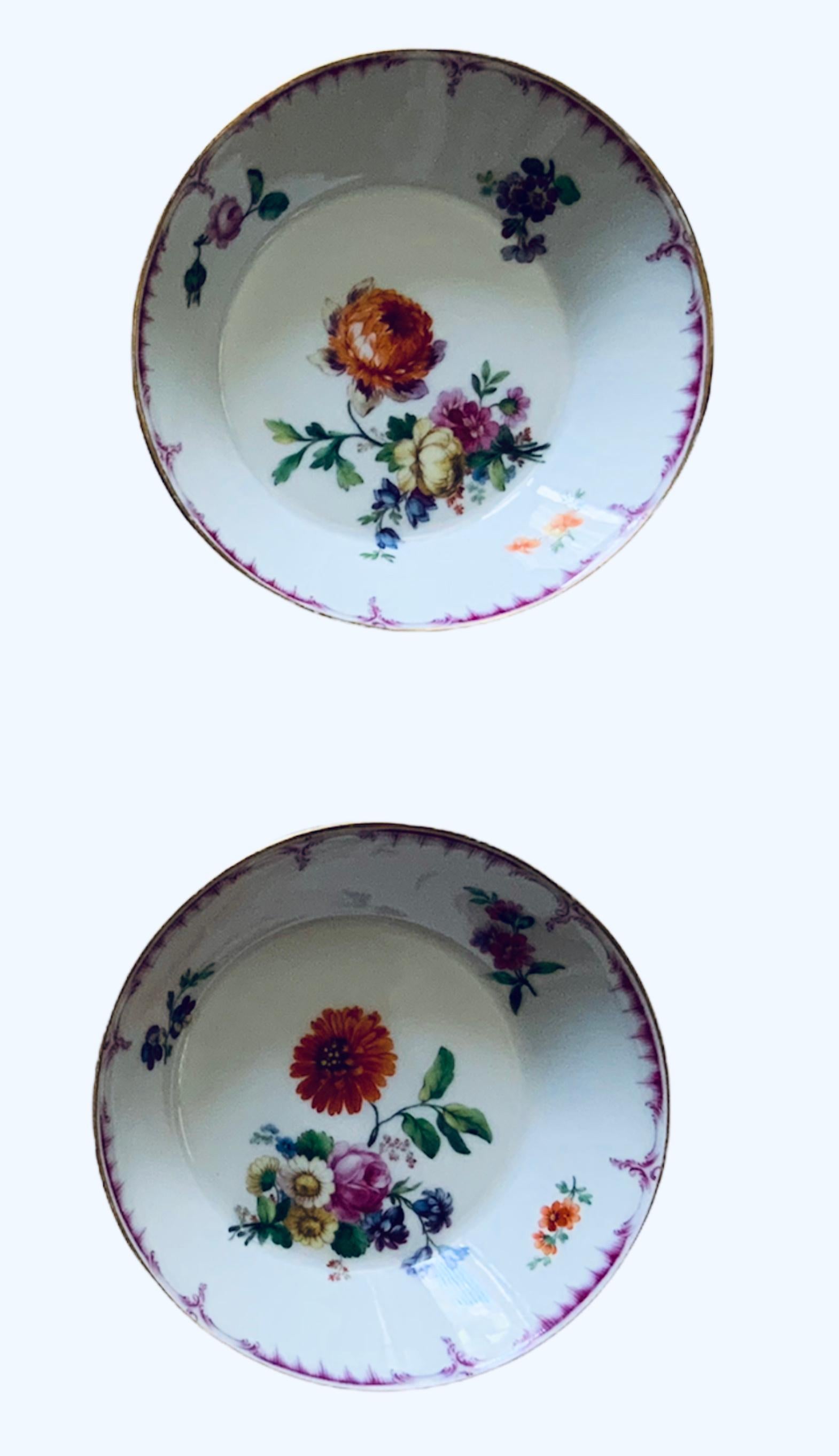Juego de plato y dos cuencos pequeños de KPM Porcelain Neuzeriat Rococó en venta