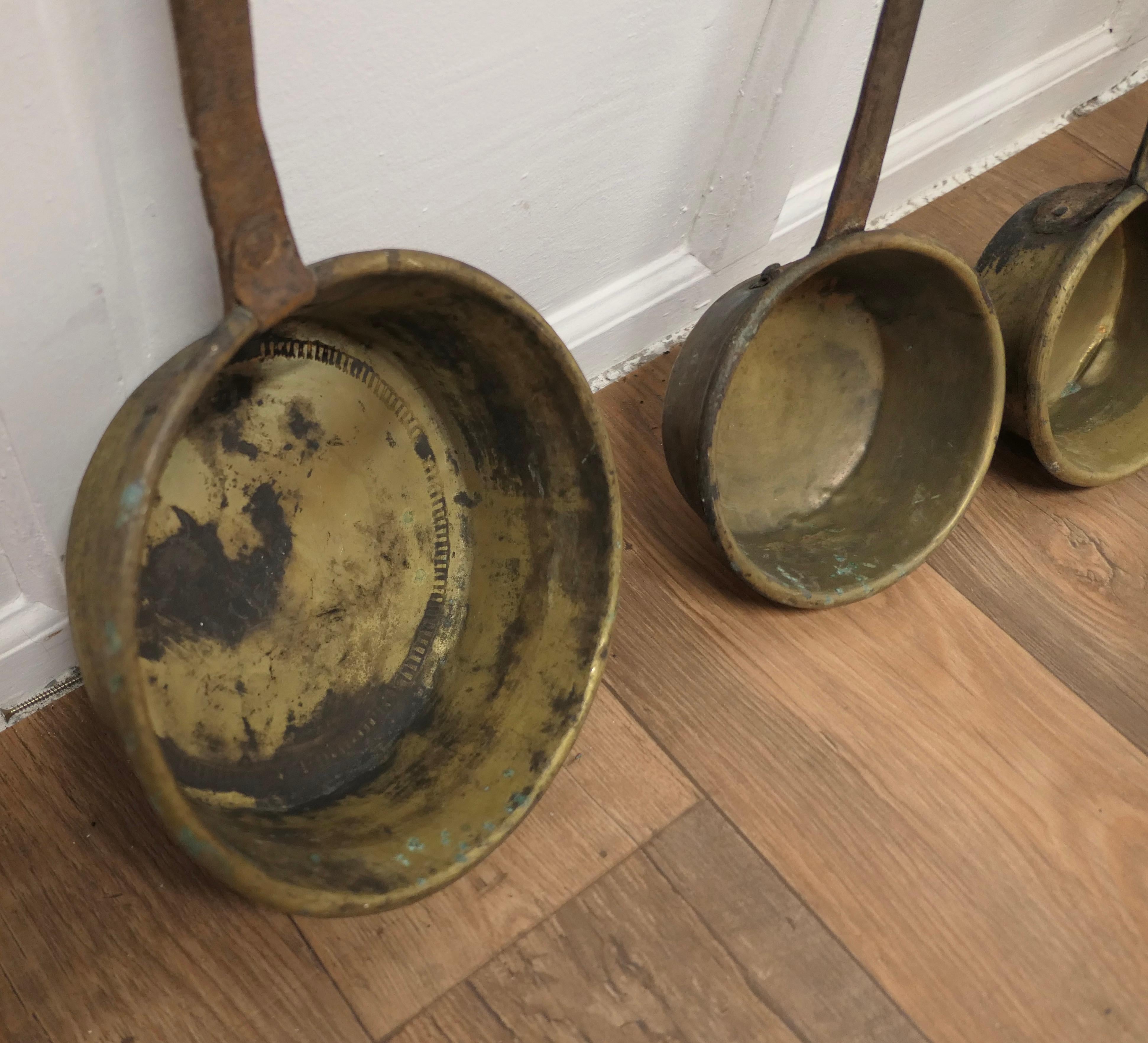 Set of Large 19th Century Brass and Iron Ladles a Great Set In Good Condition In Godshill, Isle of Wight