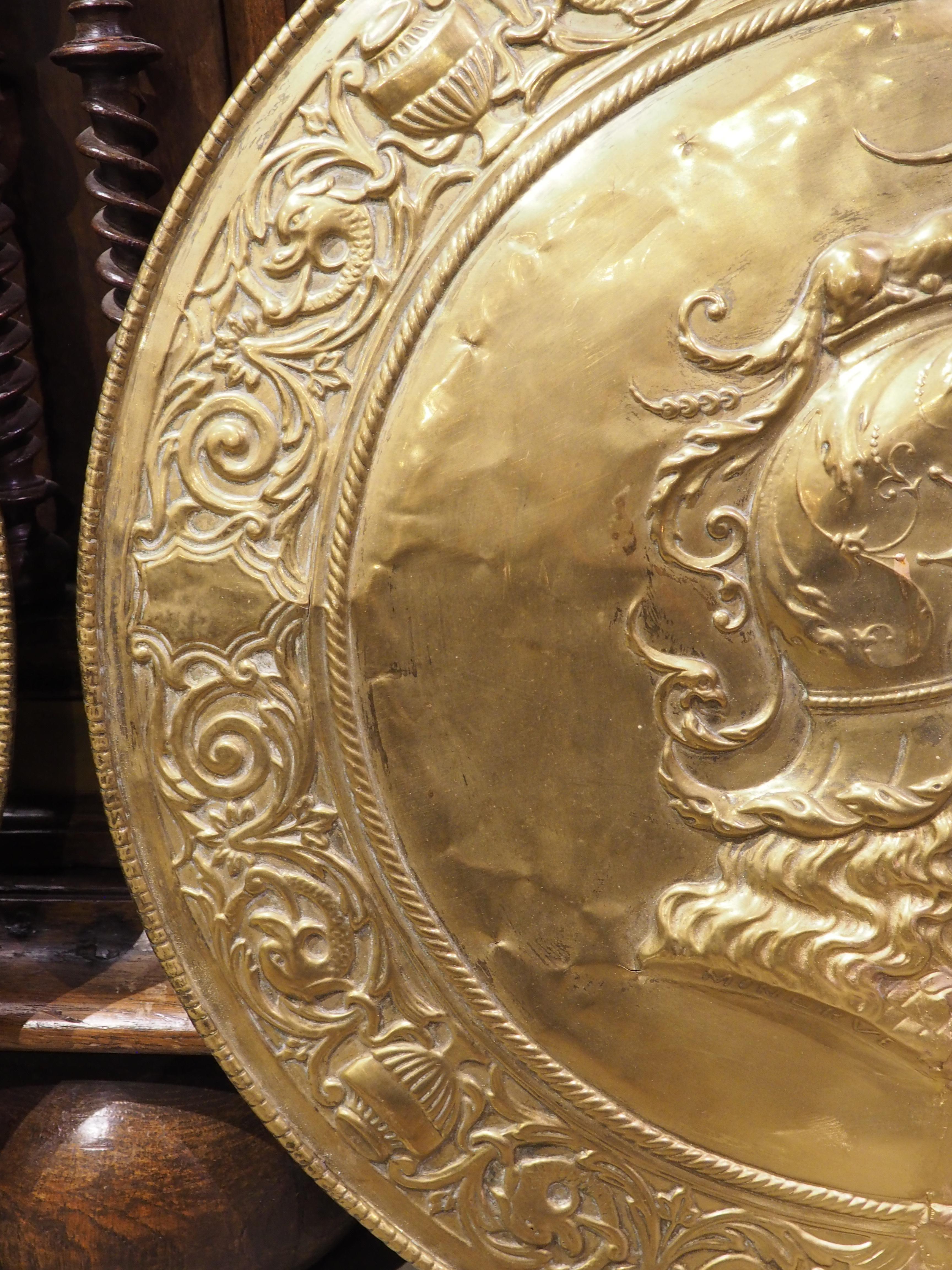 Juego de grandes cargadores de Marte y Minerva en cobre dorado repulido del s. XIX francés en venta 6