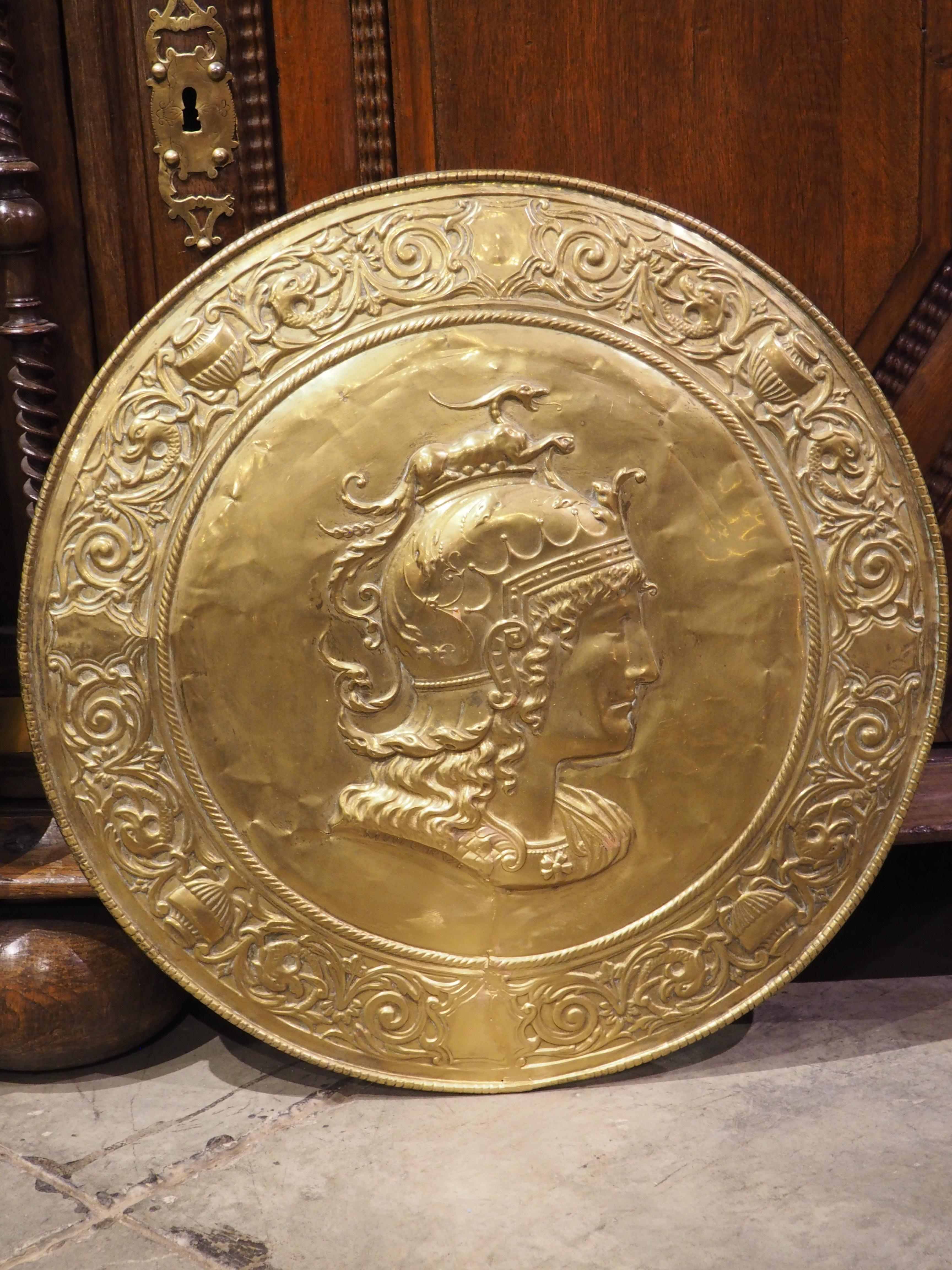 Juego de grandes cargadores de Marte y Minerva en cobre dorado repulido del s. XIX francés Francés en venta