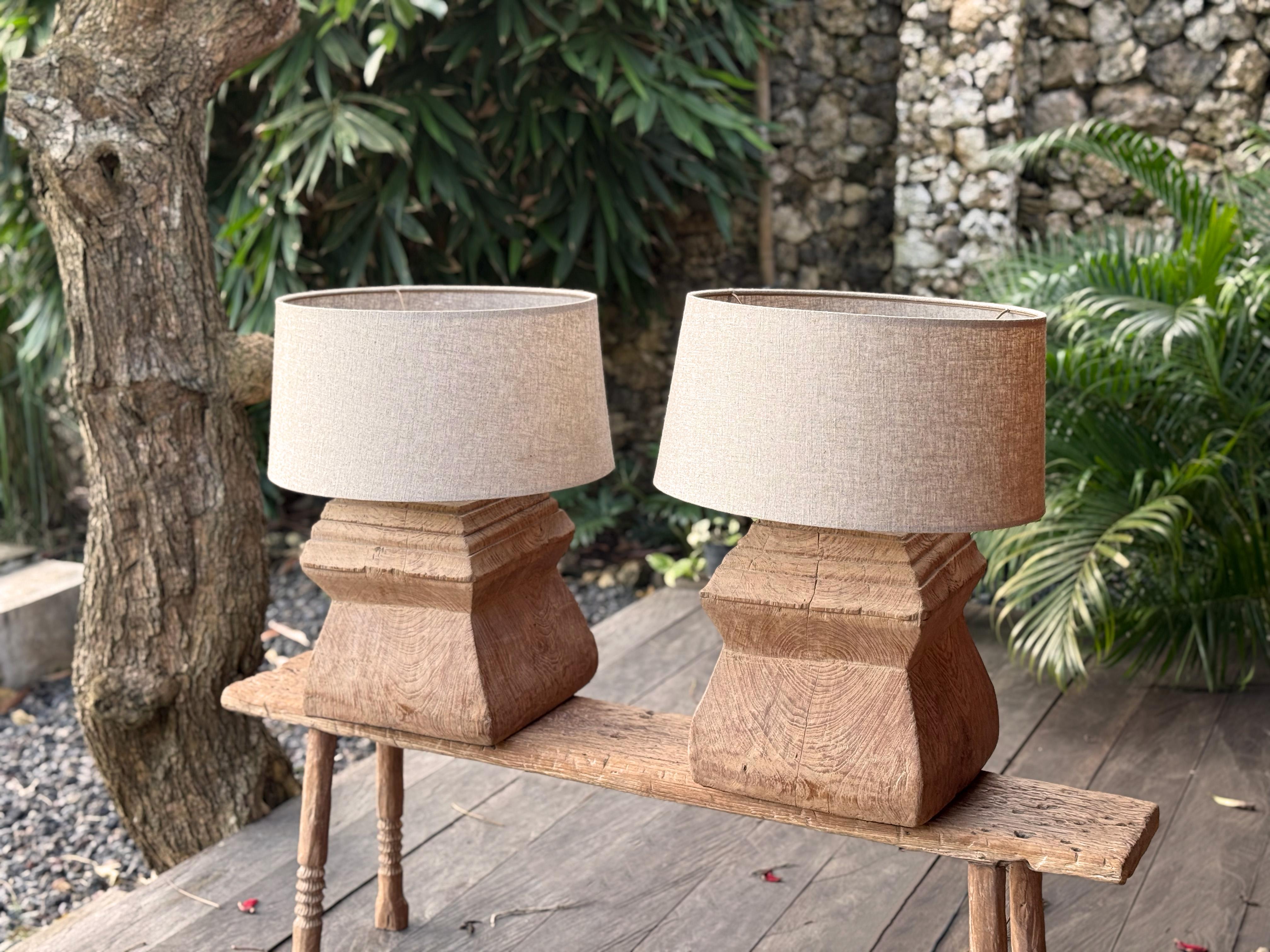 Set of Large Antique Javanese Teak Column Base Lamps, Modern Organic In Good Condition For Sale In Jimbaran, Bali