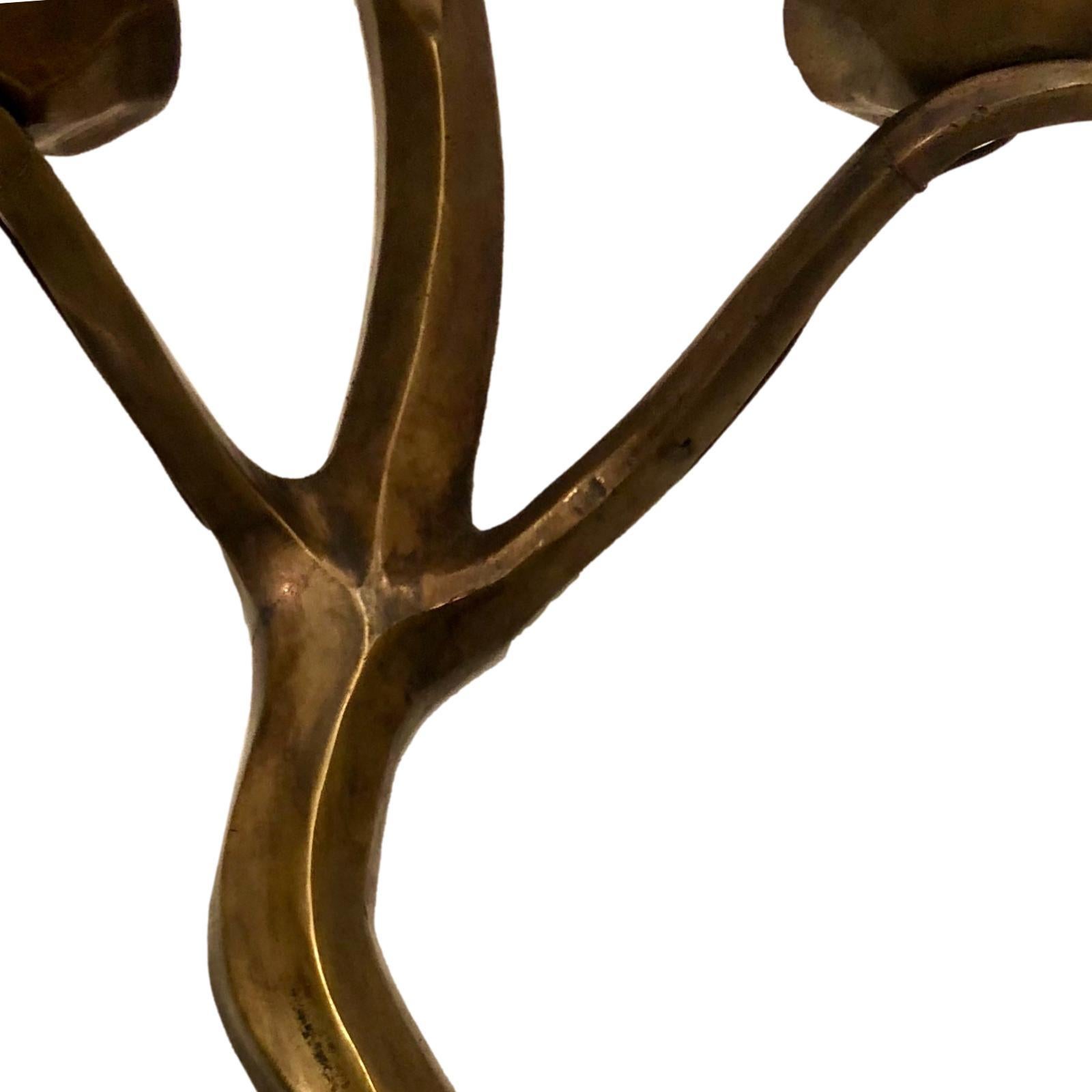 Moulage Ensemble de grandes appliques en bronze du milieu du siècle, vendues par paire en vente