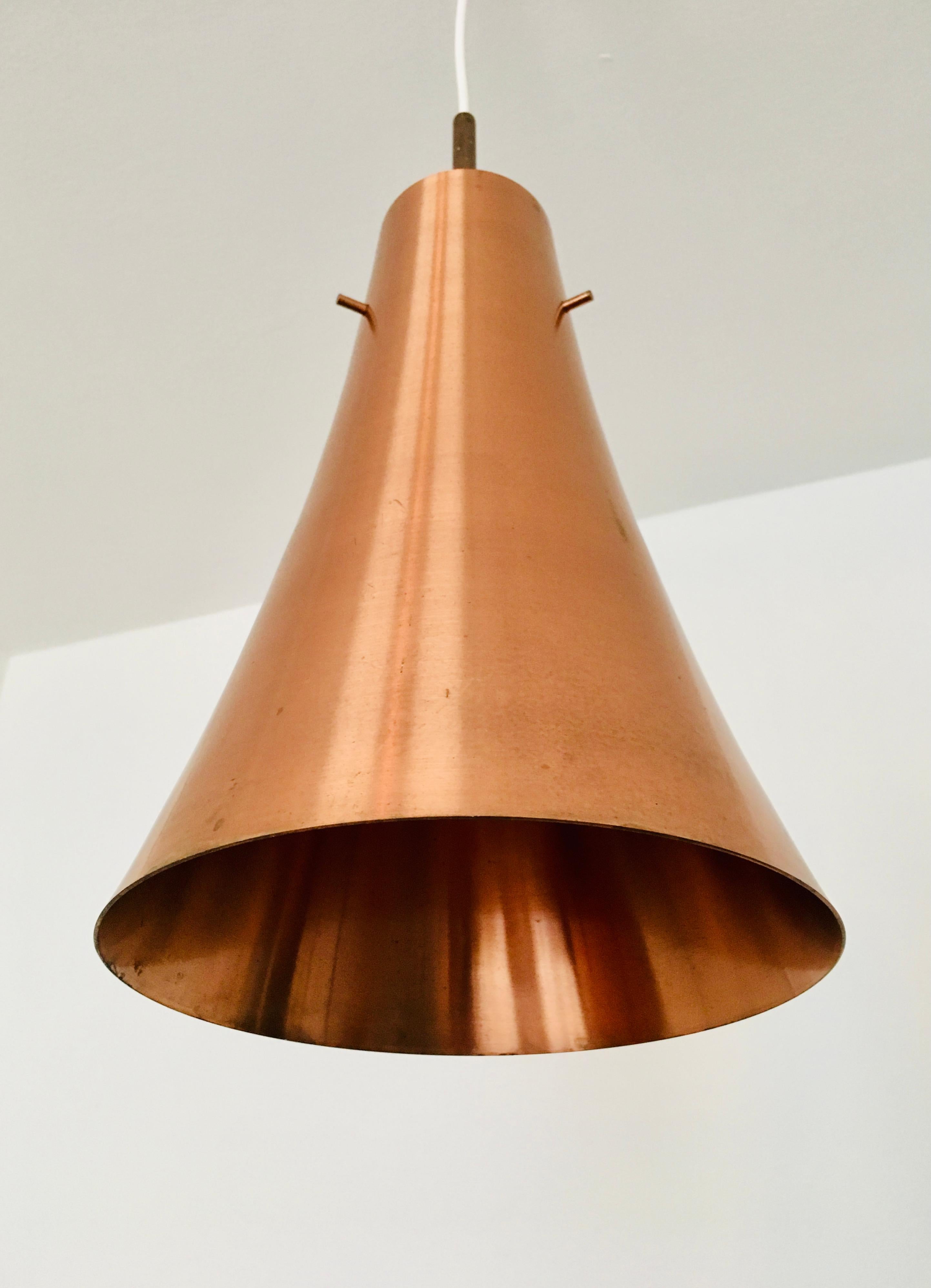 Set of large copper pendant lamps In Good Condition For Sale In München, DE