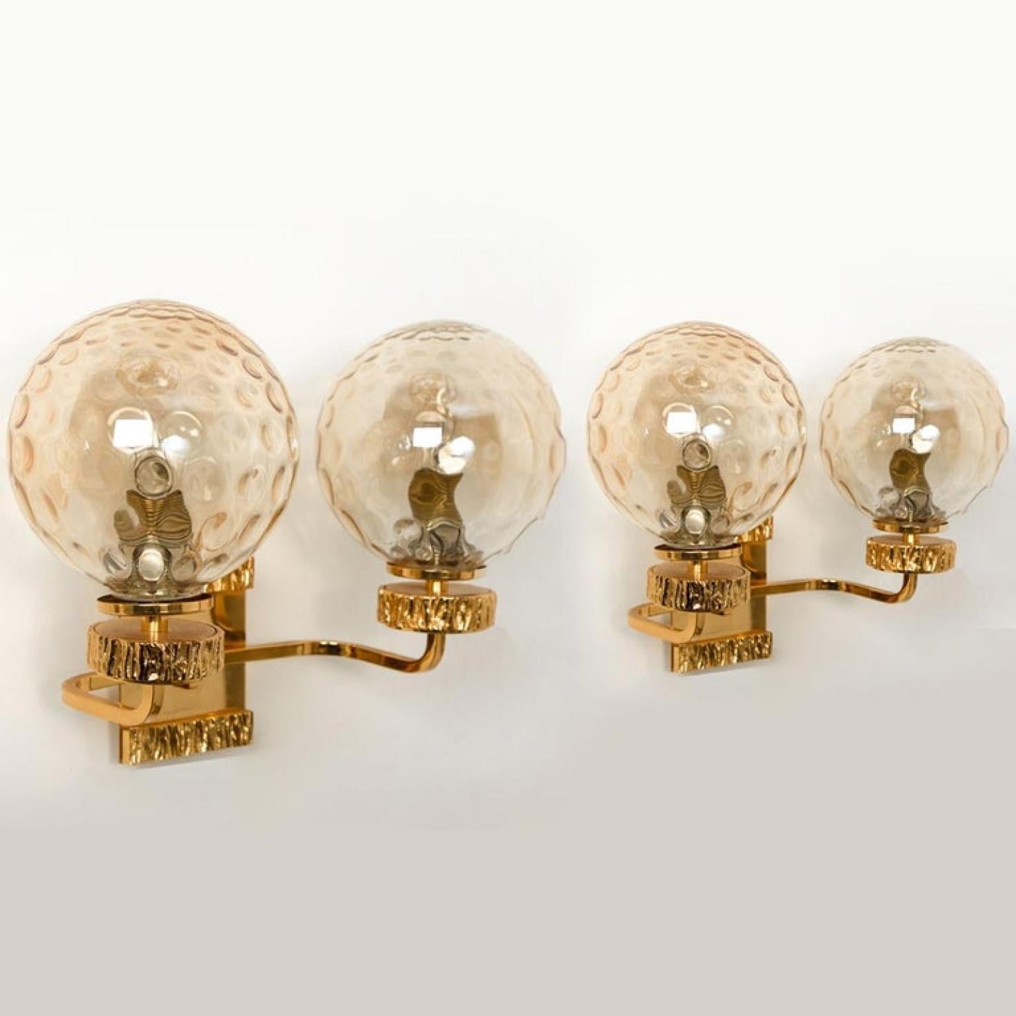 Set of Large Gold-Plated Glass Wall Lights in the Style of Brotto For Sale 2