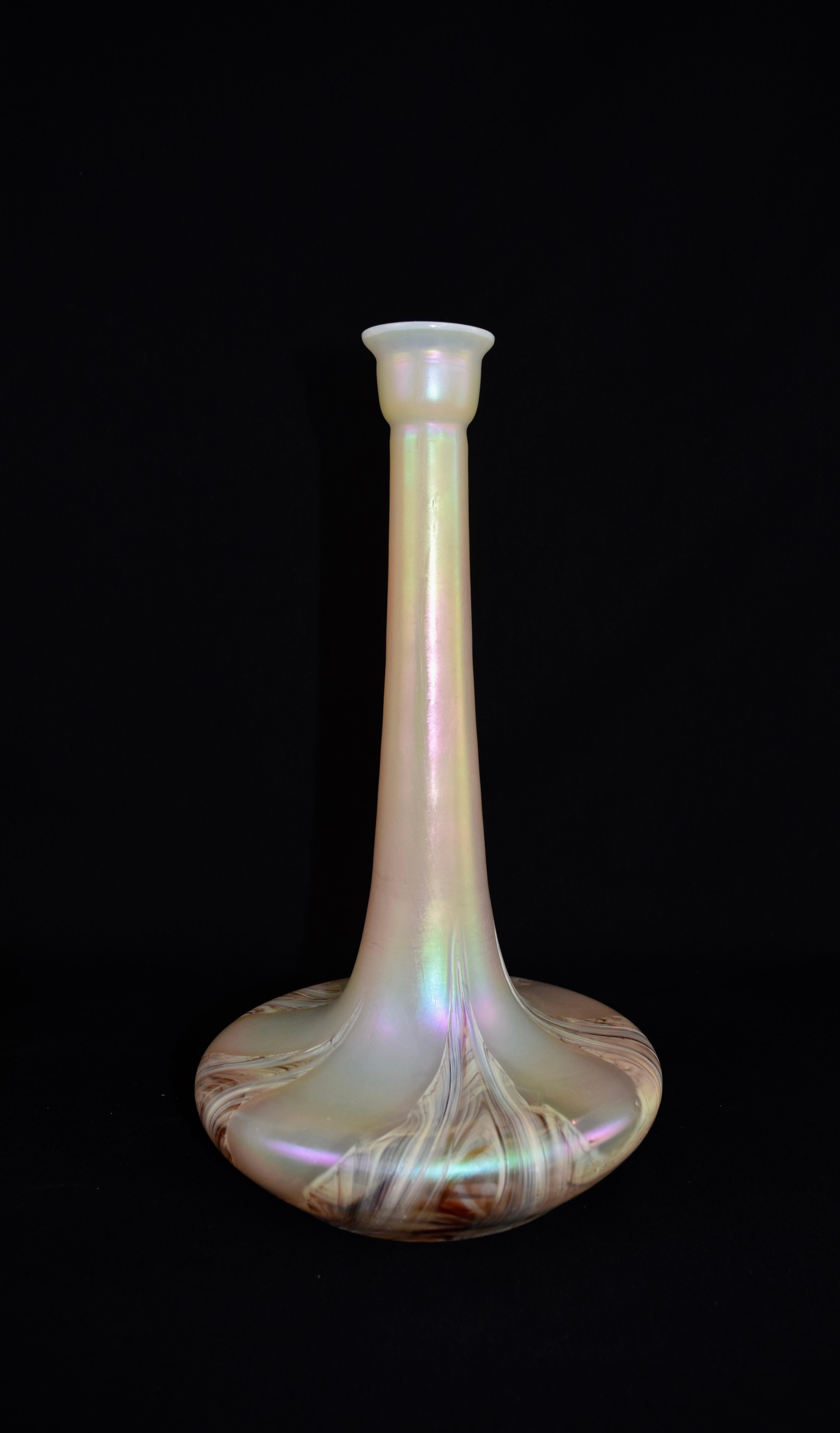 Conjunto de grandes jarrones Jugendstil iridiscentes Wilhelm Kralik Sohn Art Nouveau en venta