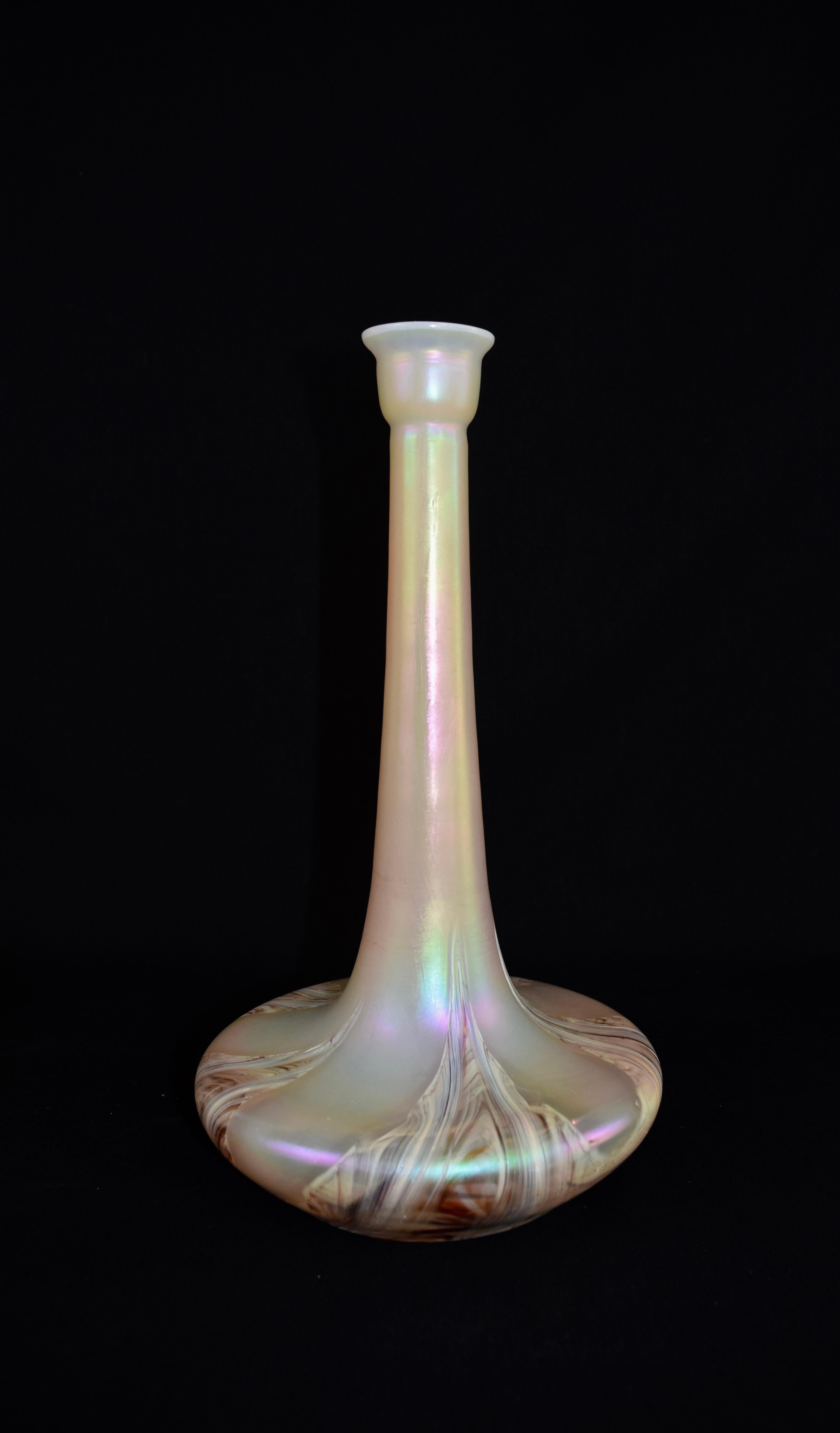 Art nouveau Ensemble de grands vases irisés Jugendstil / Art Nouveau Wilhelm Kralik Sohn en vente