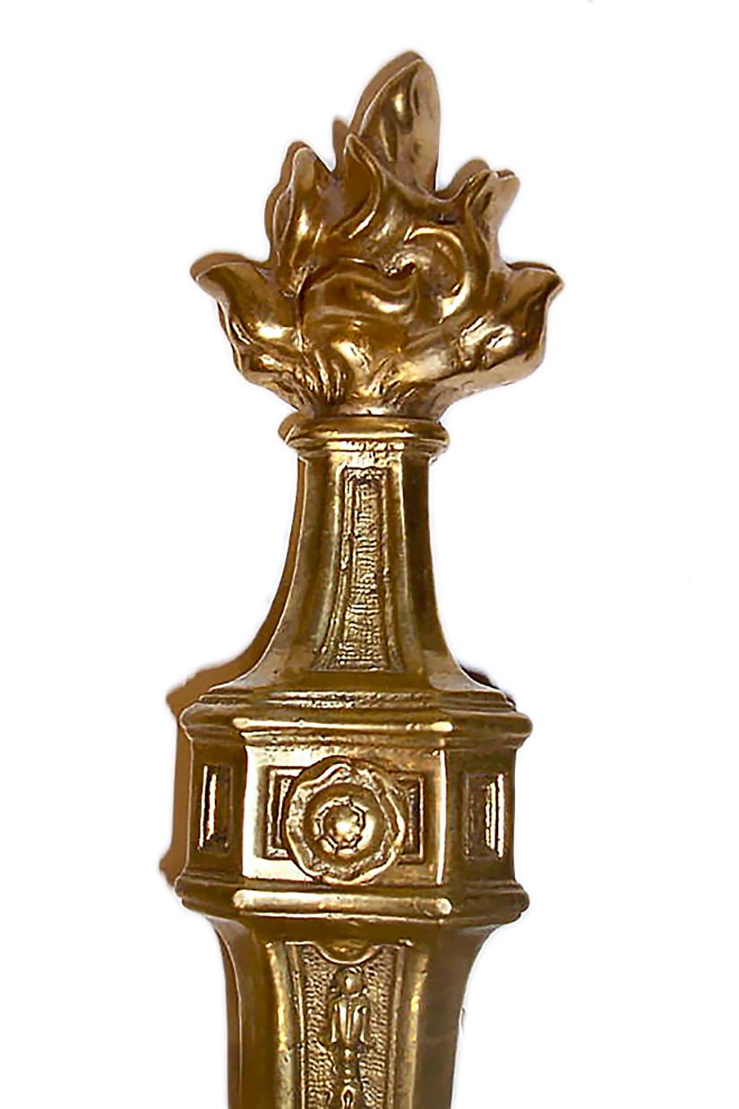 Set di grandi lampade in stile neoclassico, vendute a coppia In condizioni buone in vendita a New York, NY