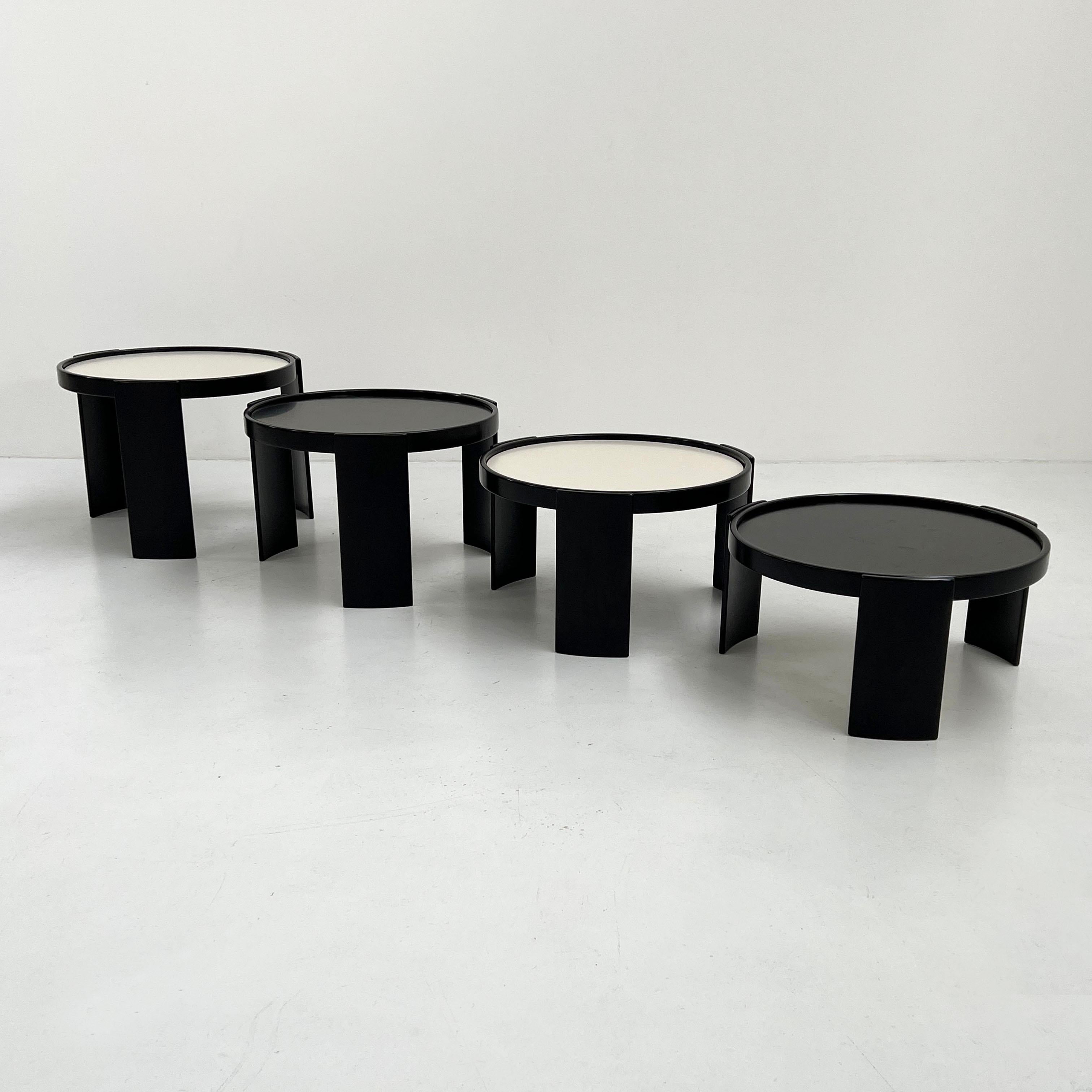 Set of Large Reversible Nesting Tables by Gianfranco Frattini for Cassina, 1960s For Sale 5