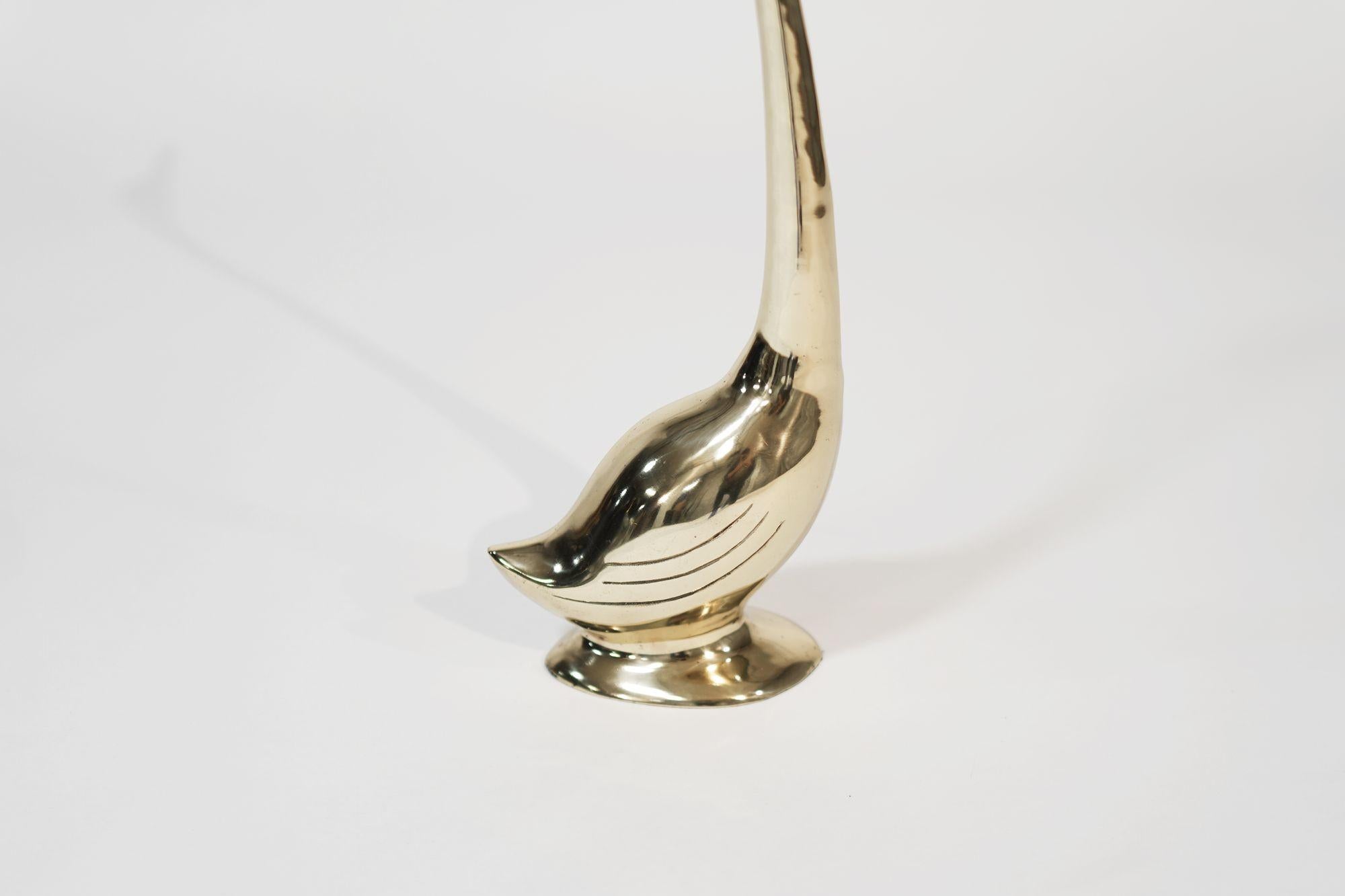 Set di sculture di cigno in ottone vintage di grandi dimensioni, C.C. anni '50 in vendita 4