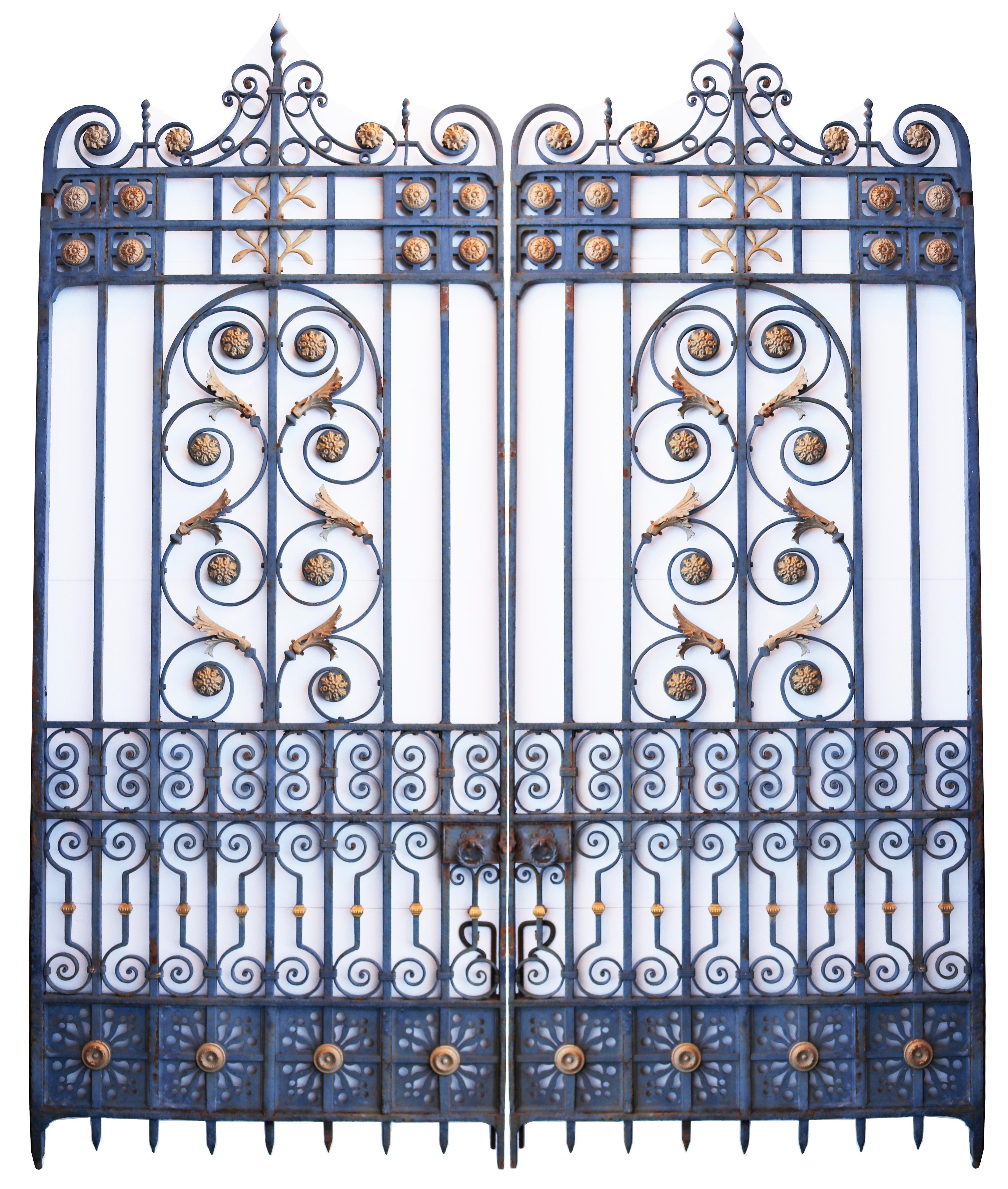 19th Century Set of Large Victorian Wrought Iron Driveway Gates For Sale