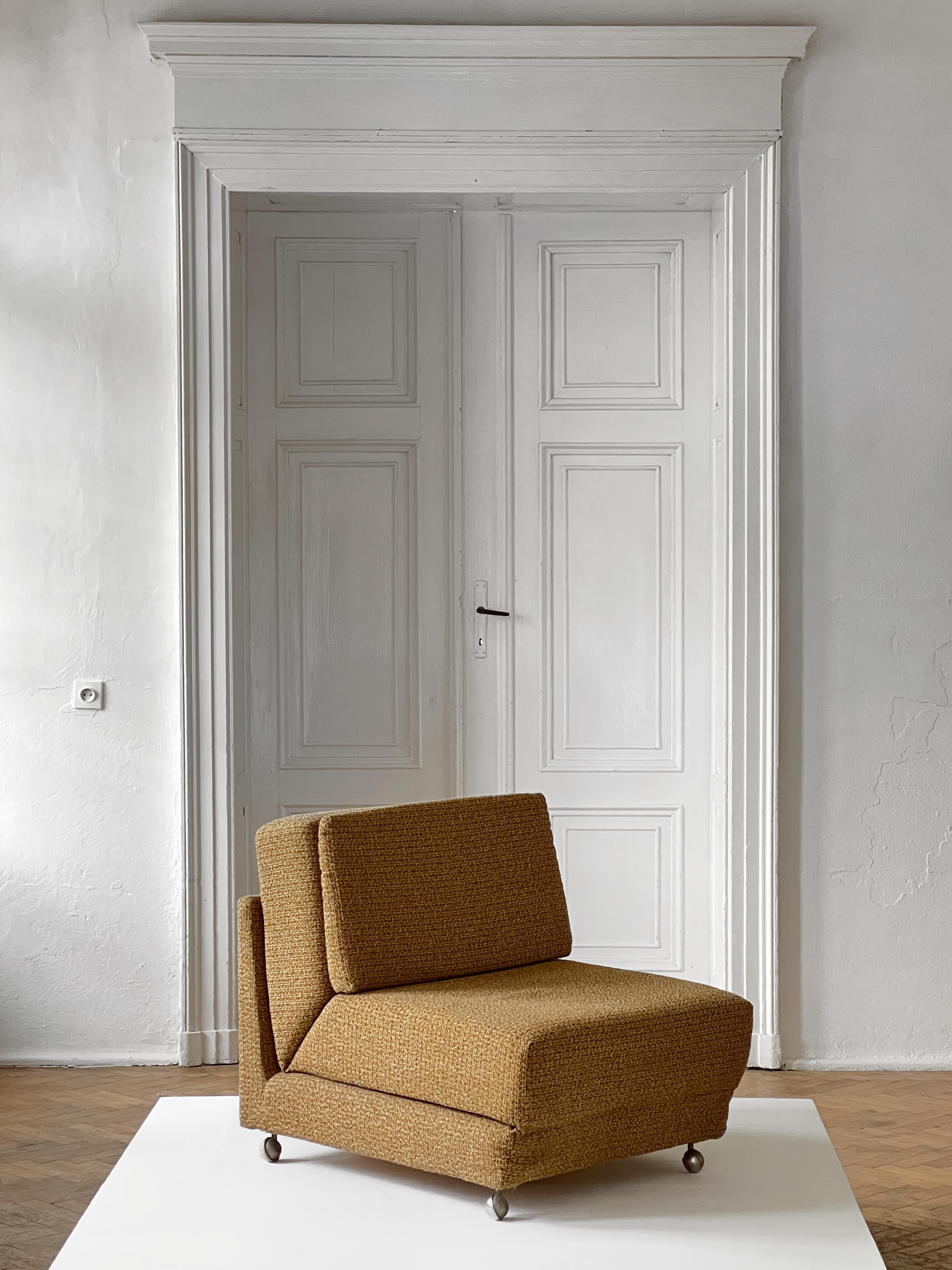 We are pleased to present these extremely unique reclining armchairs called 'Jarka'.
Produced by former Czechoslovakian company Drevounia, they were imported by Polish CHZ 'Paged' Warszawa and distributed between circa 1960 - 1980 (estimation based