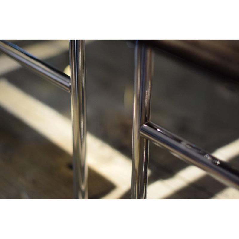Set di poltrone in pelle LC1 di Le Corbusier per Cassina, 1966 in vendita 5