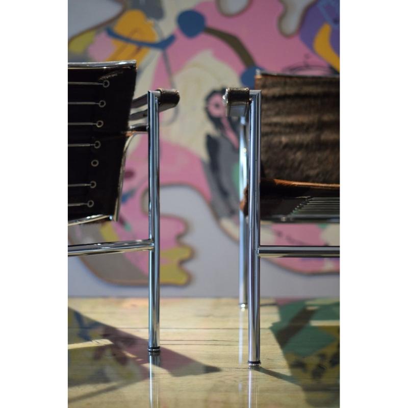 Set di poltrone in pelle LC1 di Le Corbusier per Cassina, 1966 in vendita 7