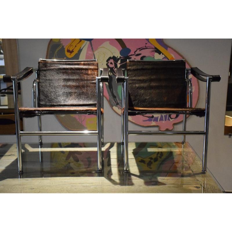 Set di poltrone in pelle LC1 di Le Corbusier per Cassina, 1966 in vendita 9