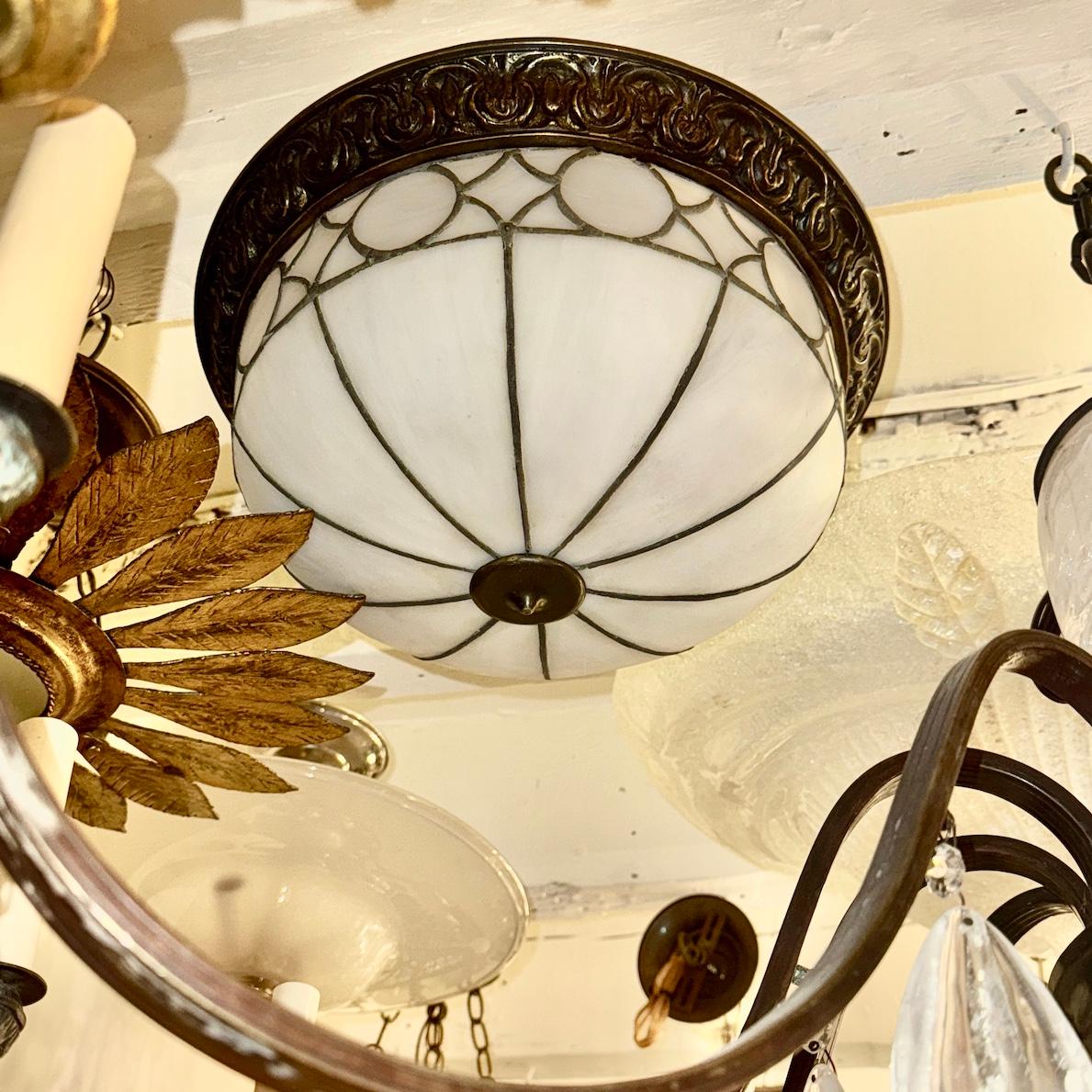 Ensemble de luminaires en verre au plomb:: vendus individuellement en vente 1