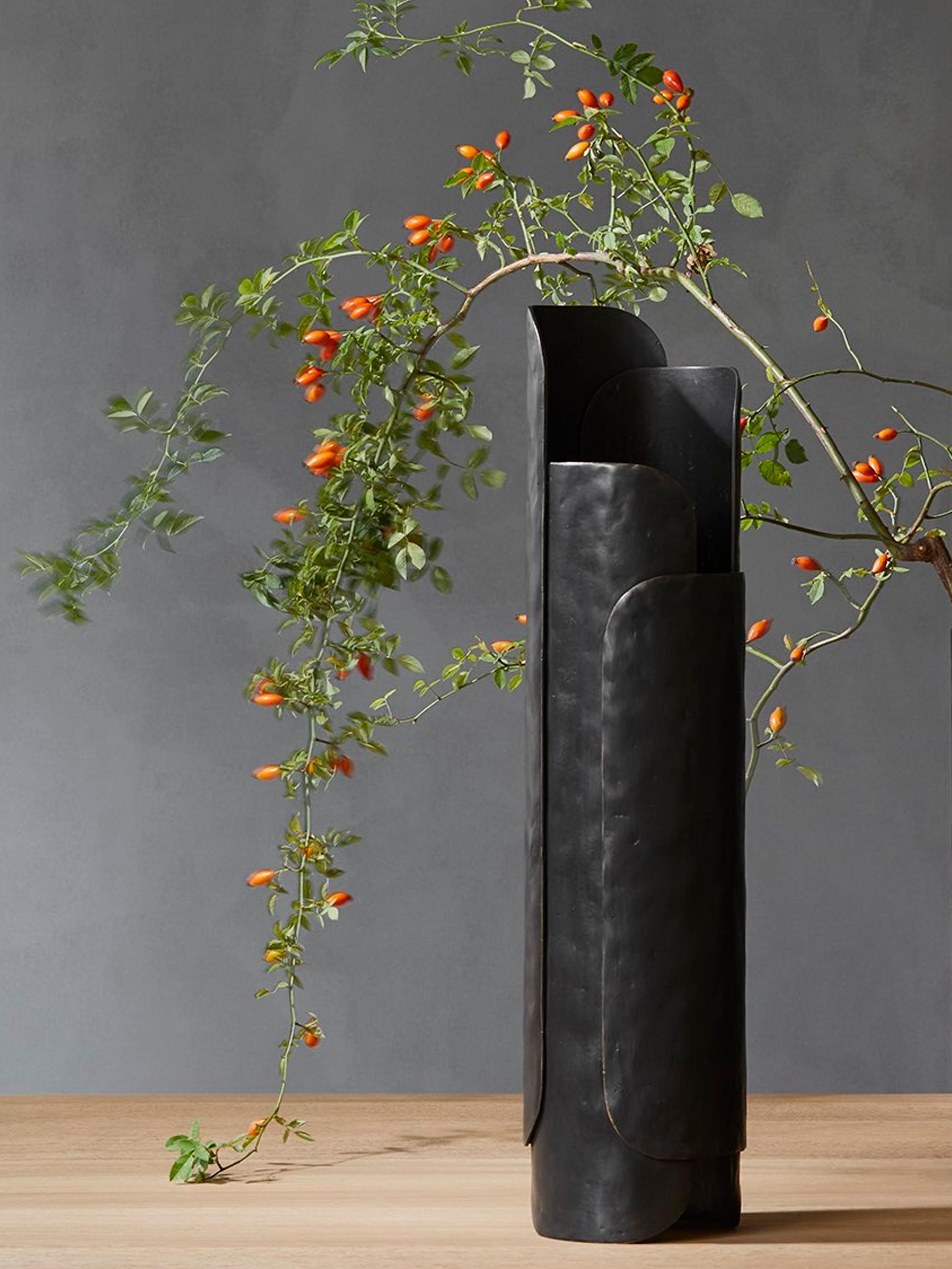 Bronze Set of Leaf Vases-Short&Tall, Designed by Dan Yeffet for Collection Particuliere For Sale