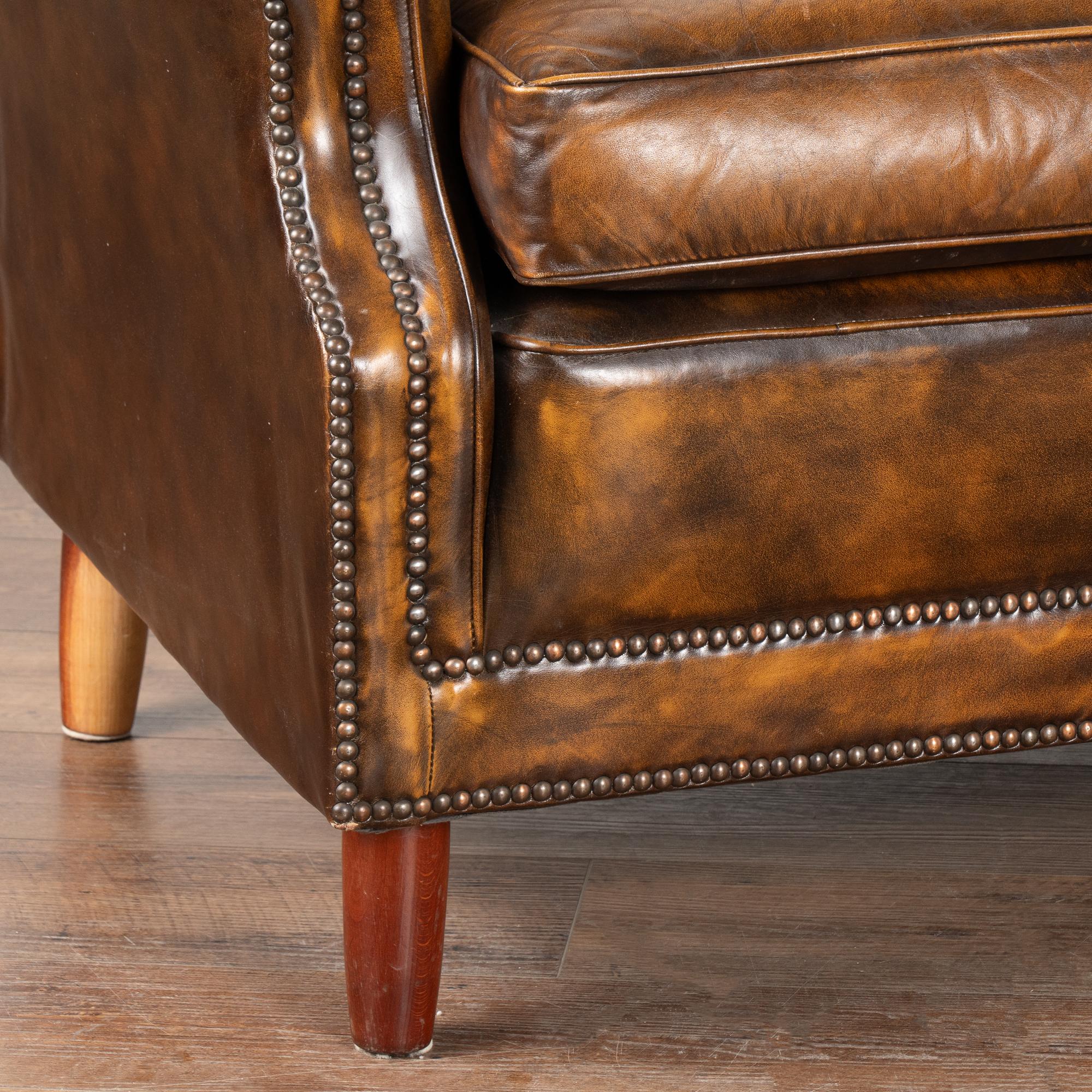 Set of Leather Chesterfield 3 Seat Sofa & Two Club Armchairs, Denmark circa 1980 4
