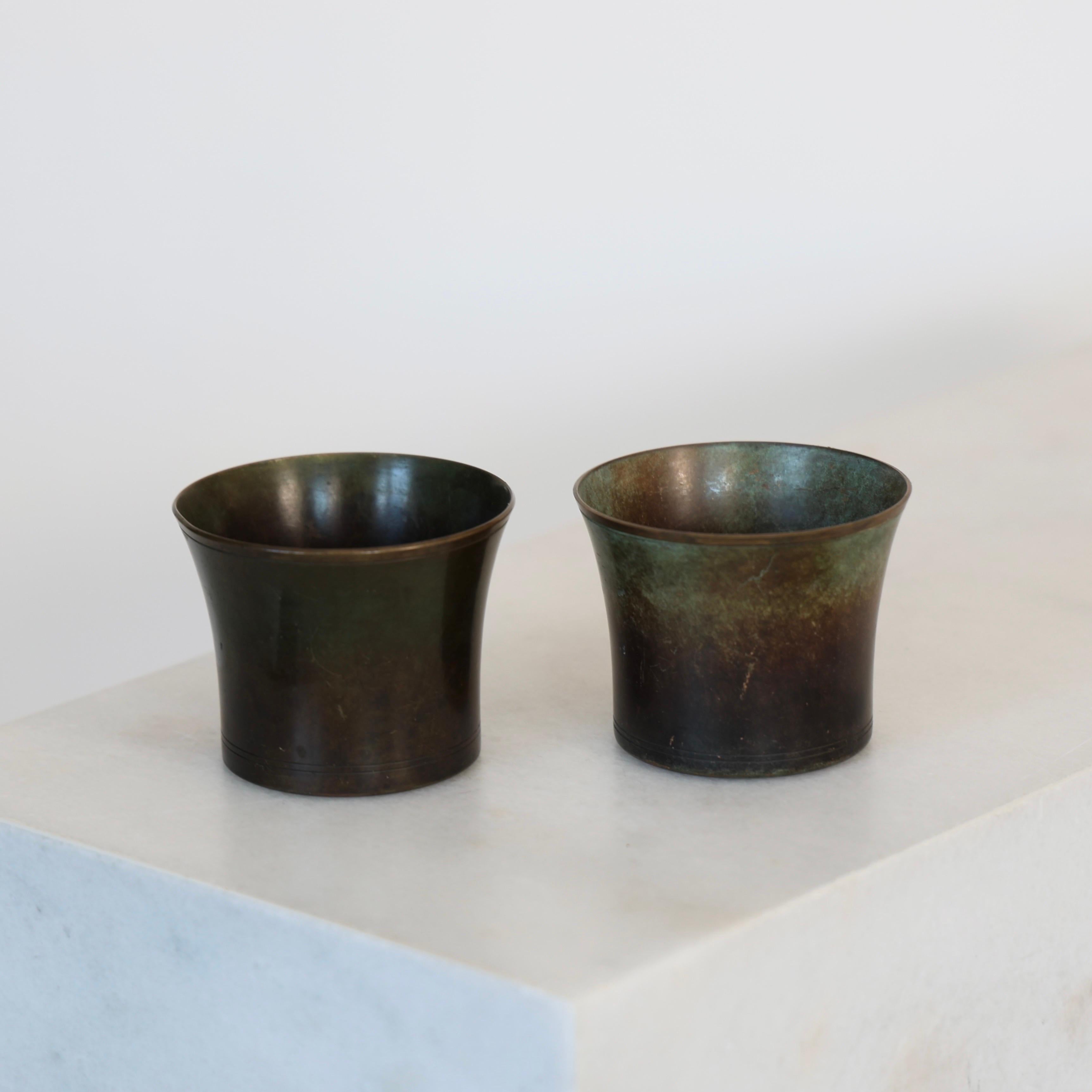 Danese Set di tazze in bronzo chiaro di Just Andersen, anni '20, Danimarca in vendita
