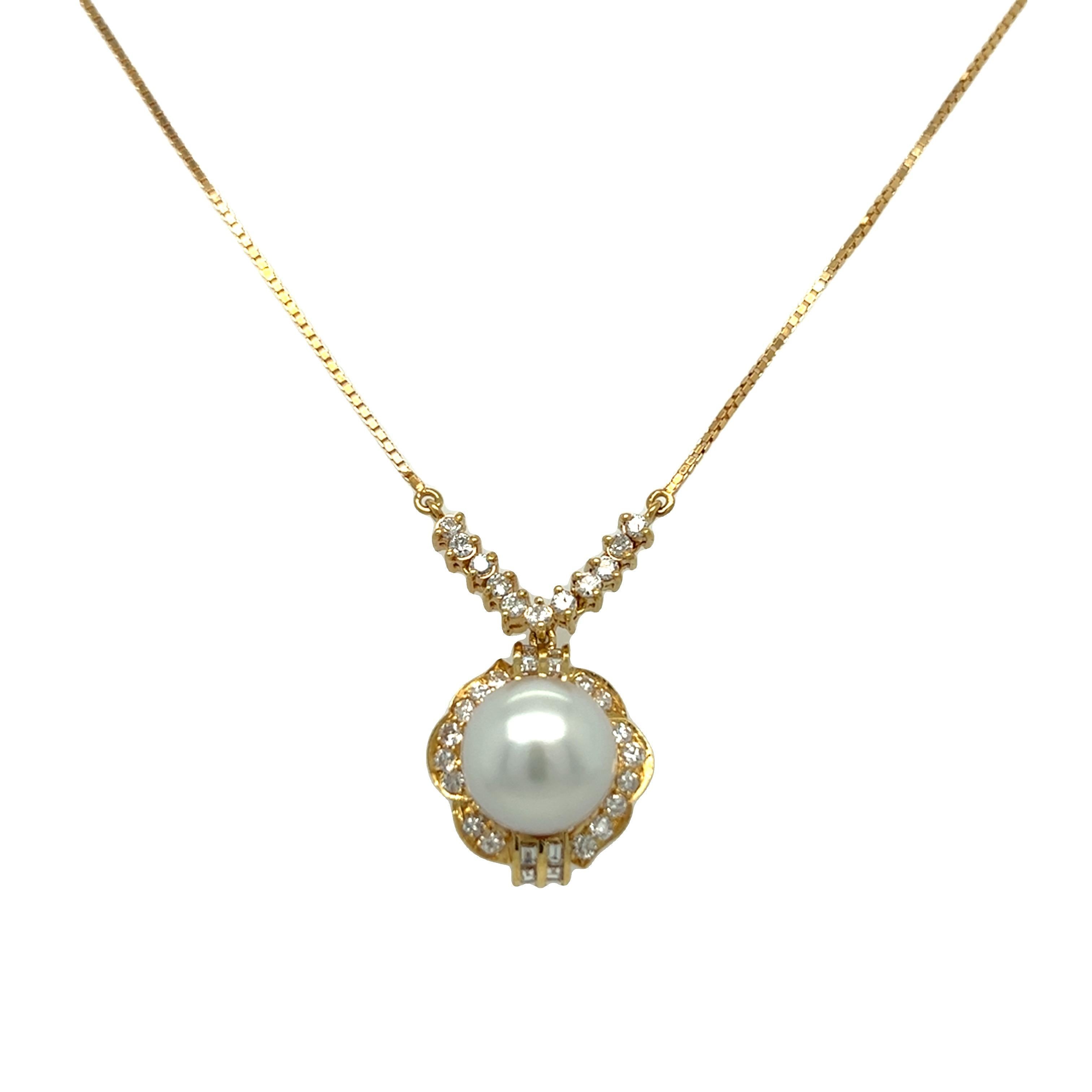 Taille ronde Ensemble de bague et collier en perles gris clair et diamants en vente