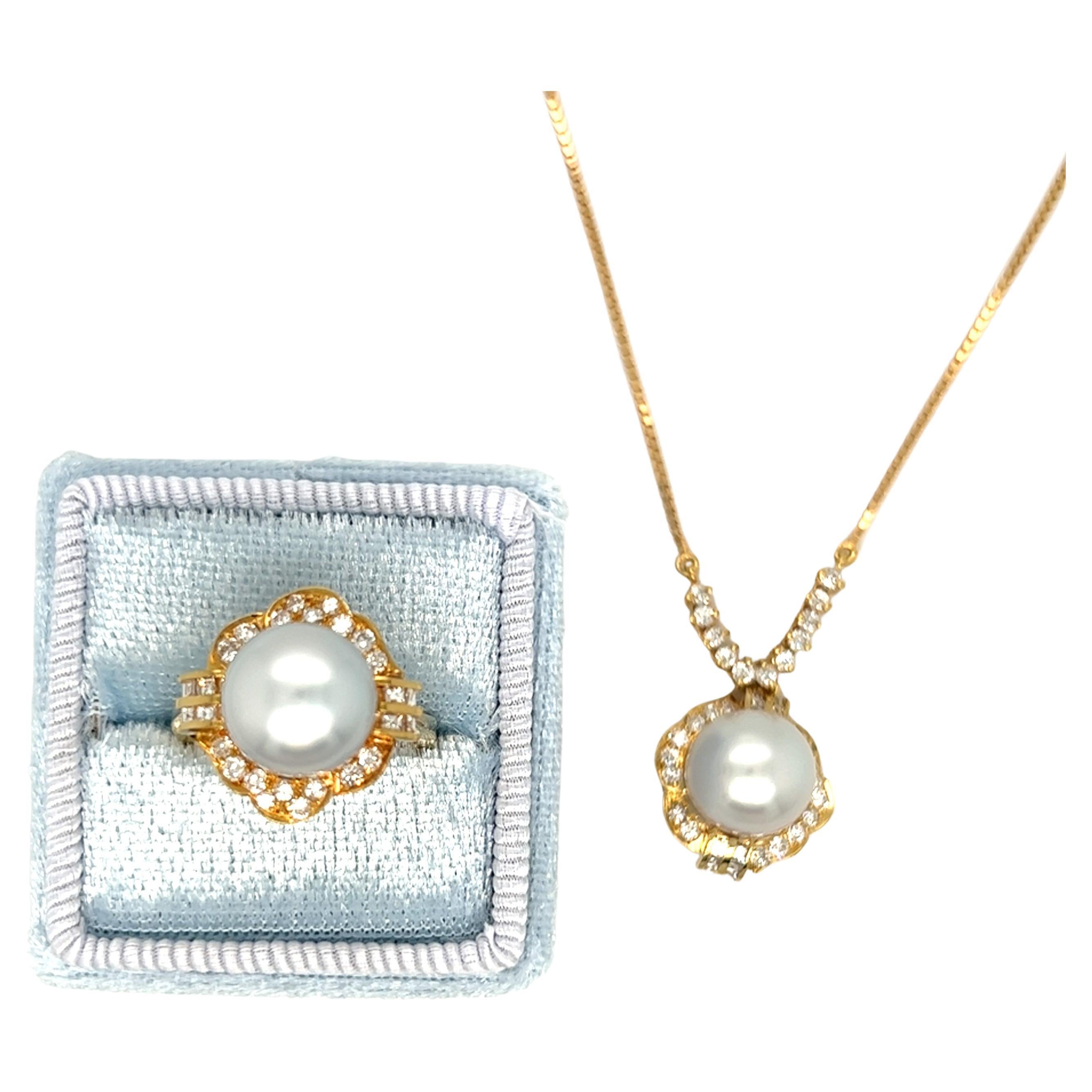 Ensemble de bague et collier en perles gris clair et diamants en vente