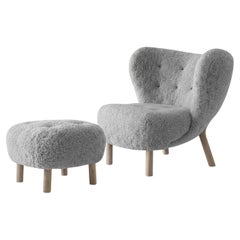 Set of Little Petra Lounge Chair 
Pouf in Sheepskin Scandinavian Grey22/Oak, &T