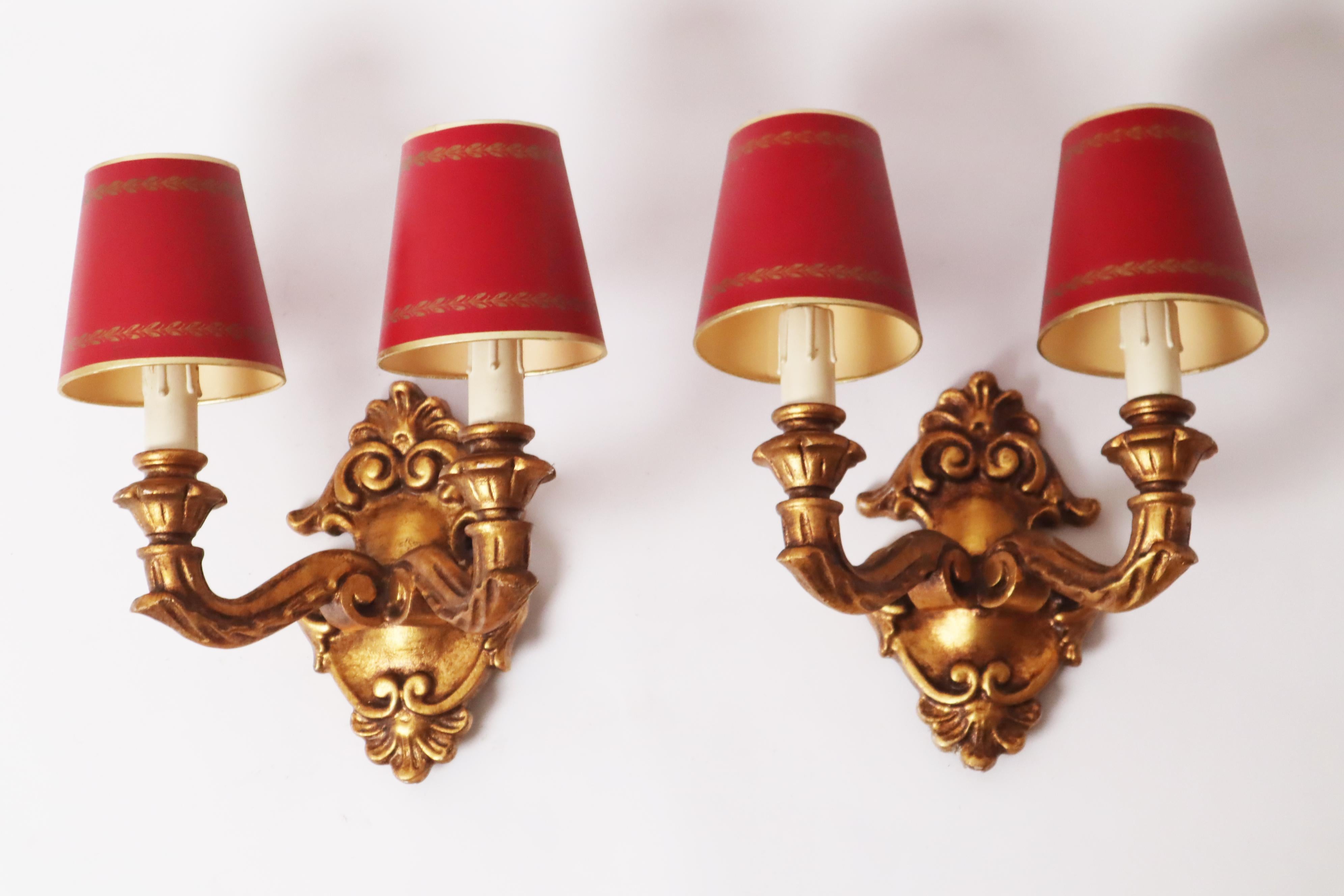 Conjunto de apliques Luis XVI de madera de tilo dorada en Bueno estado para la venta en Hannover, DE