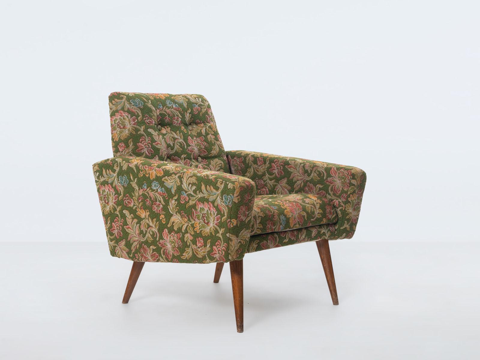 Set of two lounge chairs, Czechoslovakia, 1950s, in stained beech and green floral upholstery.
Original condition.