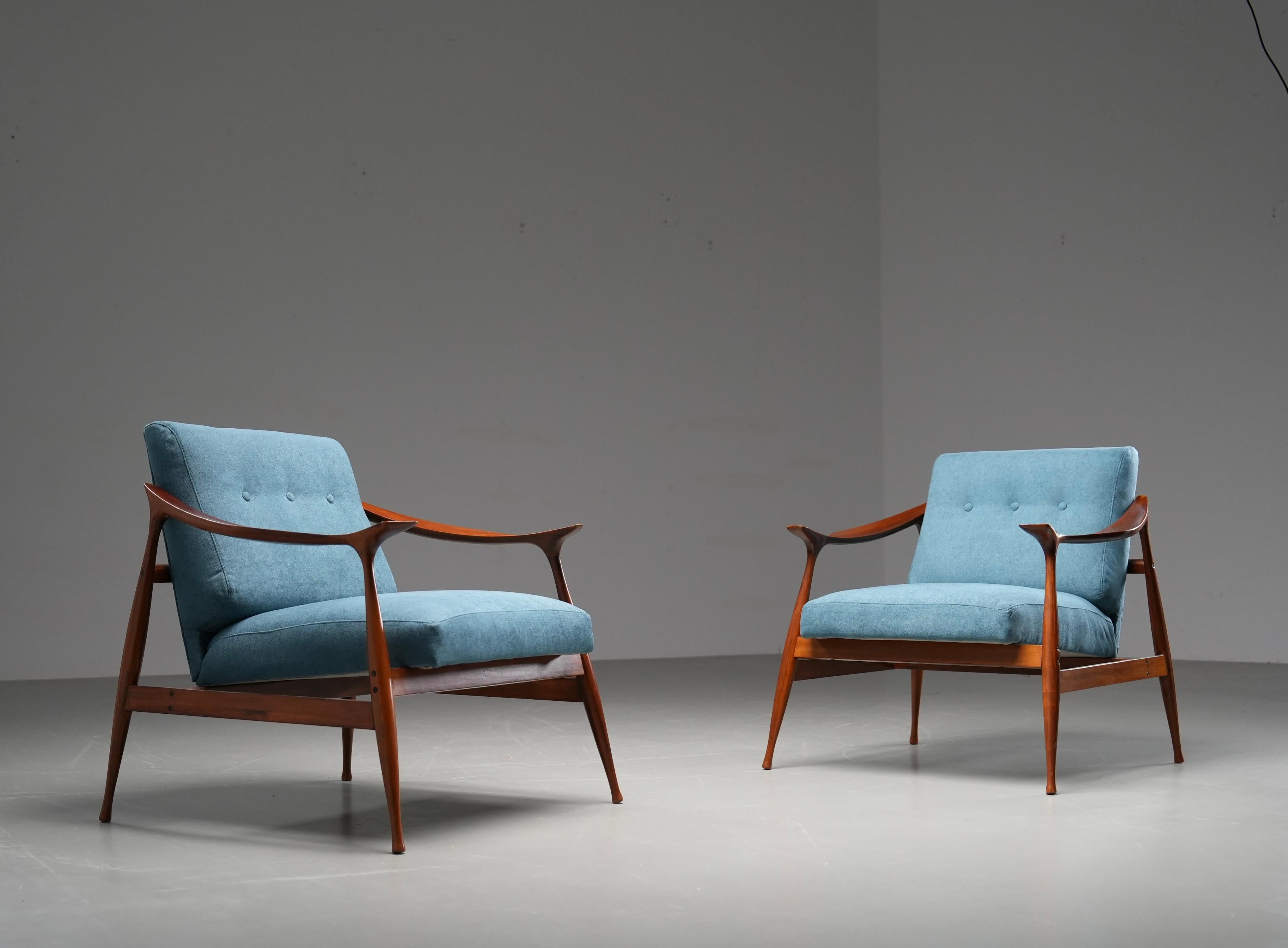 Mid-Century Modern Set of Lounge Chairs in Teak by Ico Parisi for Fratelli Reguitti, Italy, 1950's For Sale