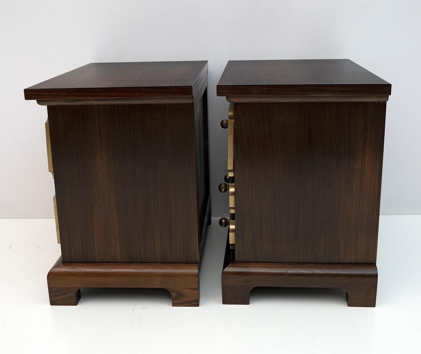 Set of Luciano Frigerio Mid-Century Modern Italian Dresser and Bedside Tables For Sale 12