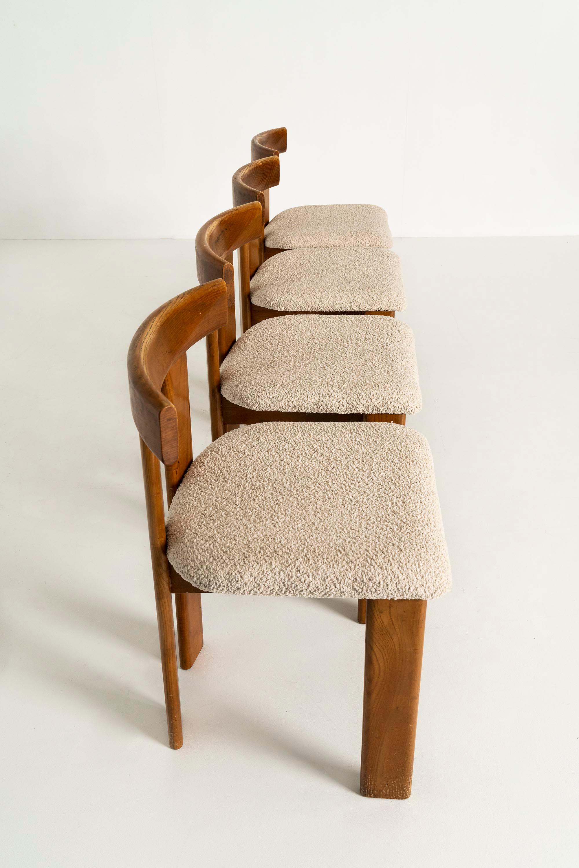 Set of Luigi Vaghi Chairs for Former in Wood and Teddy Fabric, Italy 1960s In Good Condition In Hellouw, NL