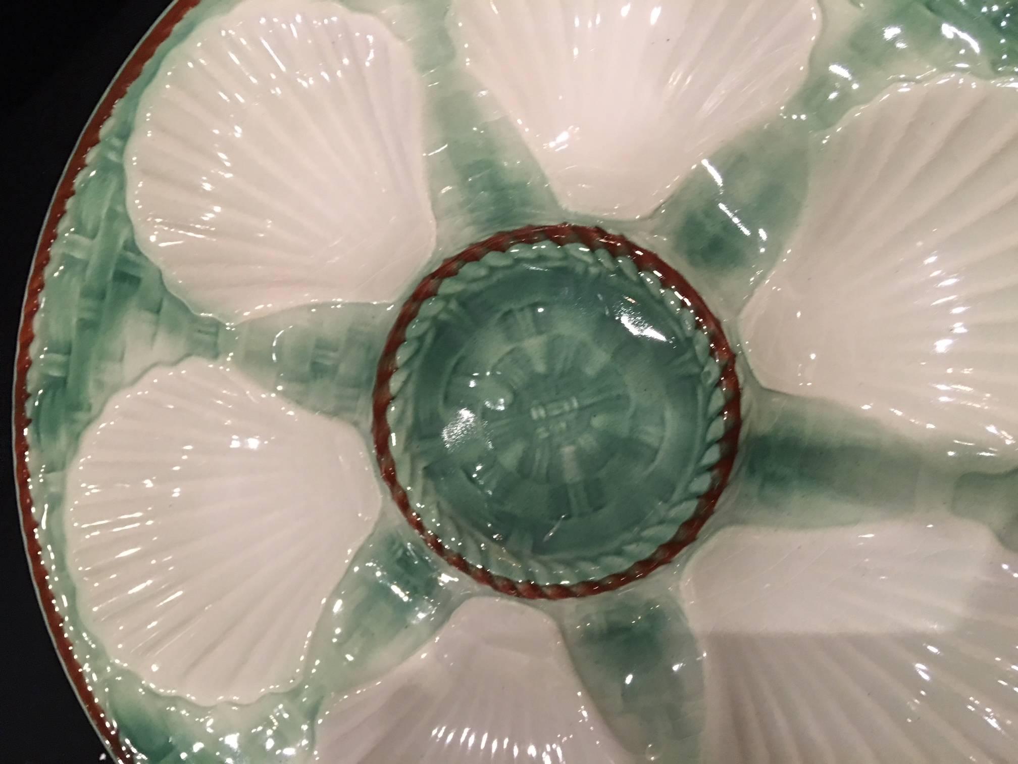 French Set of Majolica Long Champ Nine Oyster Plates and a Platter, 19th Century