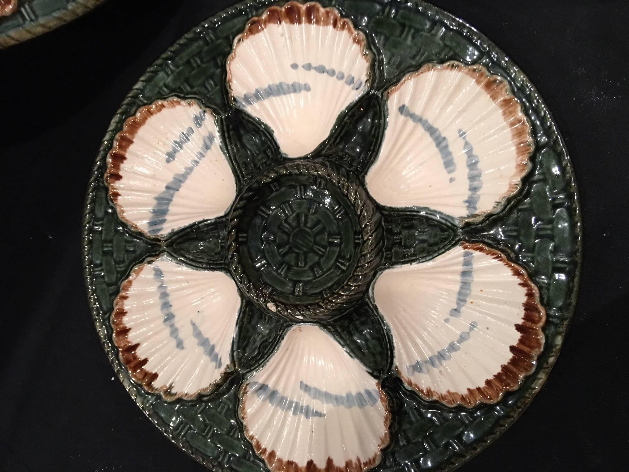 Porcelain Set of Majolica Long Champ Six Oyster Plates and a Platter, 19th Century