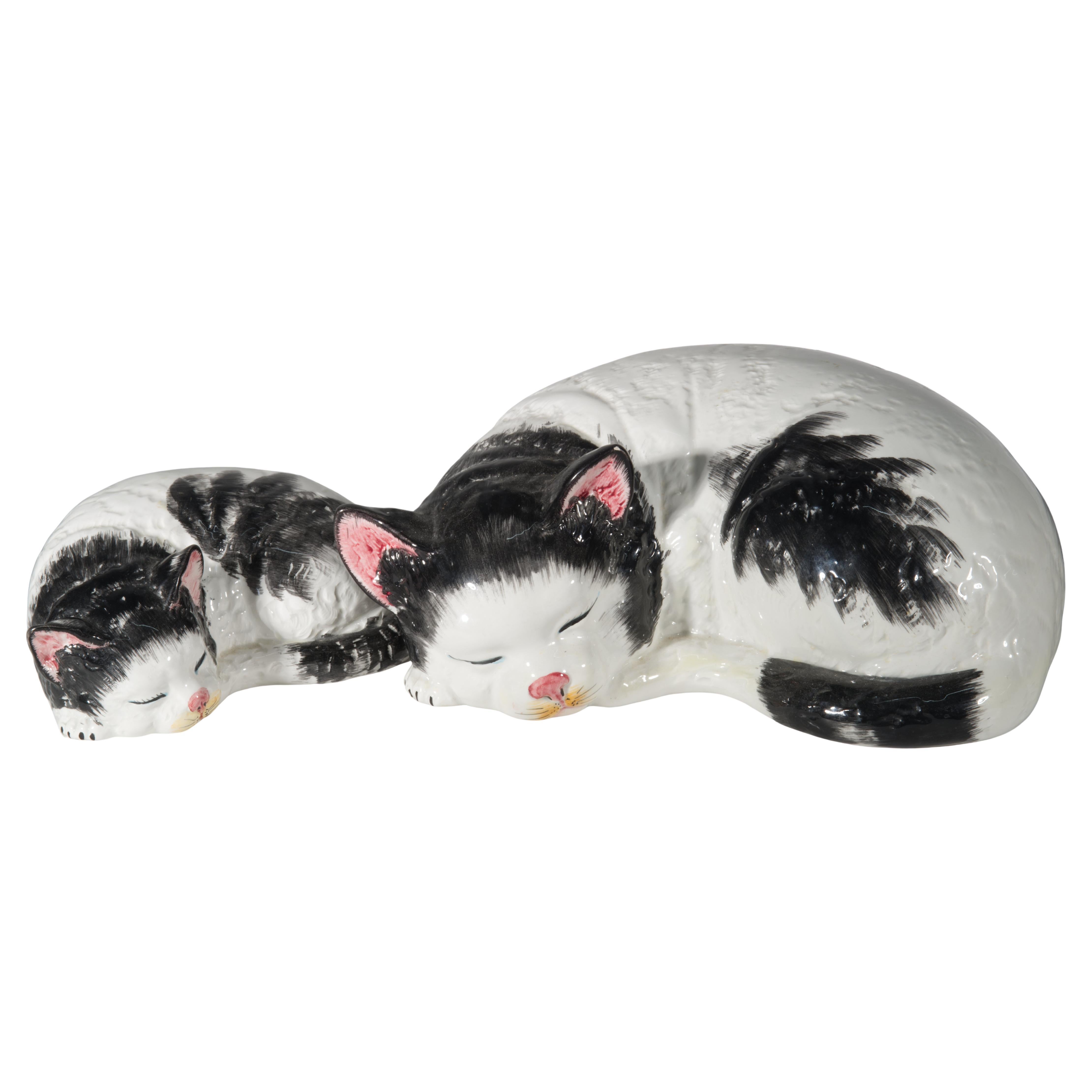 Juego de esculturas de mayólica Gato y Gatito durmiendo, Italia, Vintage