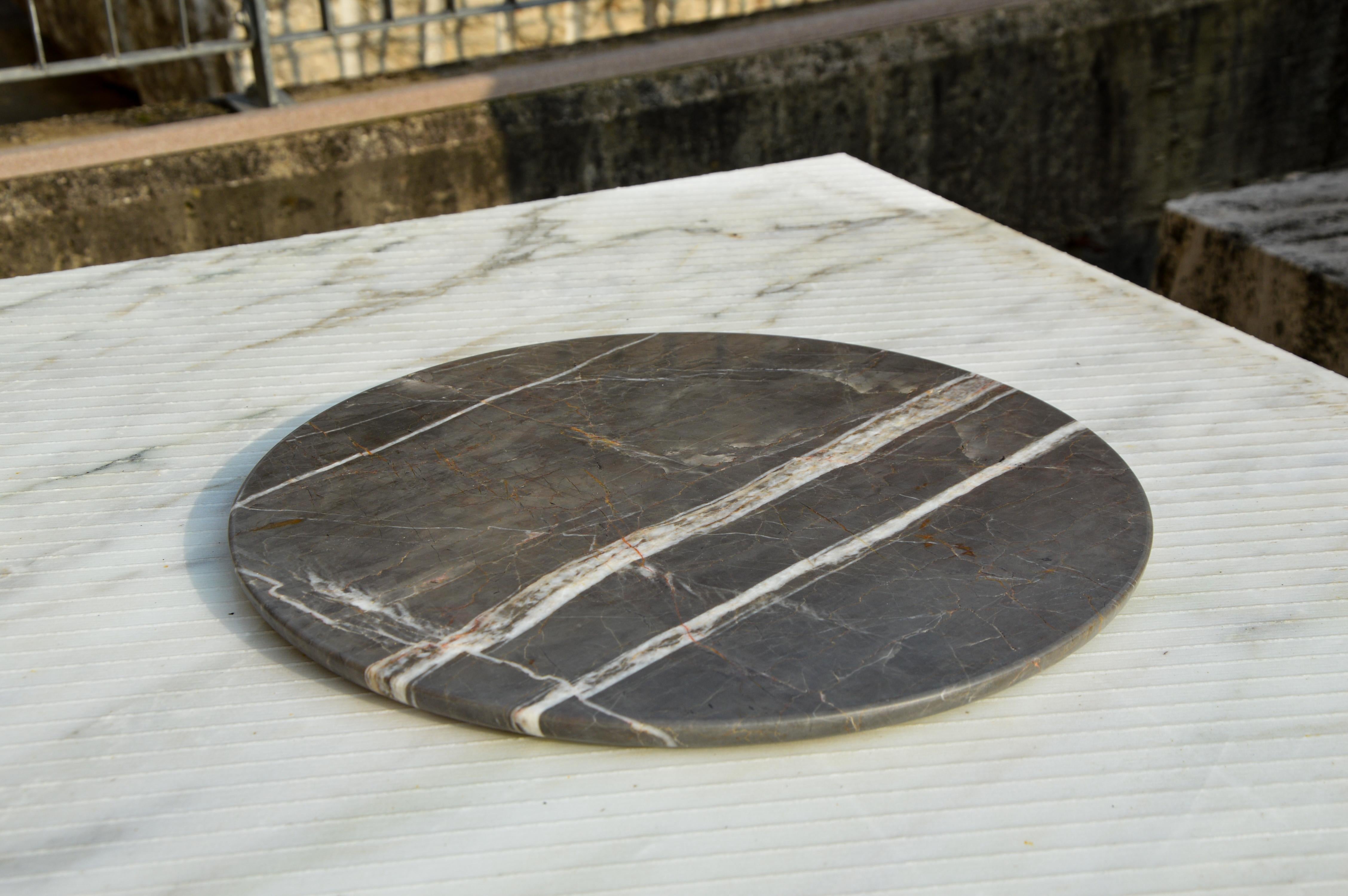 Minimalist Set of marble plates by Marmi Regina (Emotion Marble, Italy) For Sale
