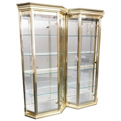 Set di vetrine o armadietti da esposizione in ottone Mastercraft in vendita a prezzi stracciati