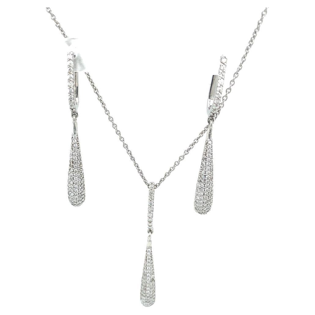 Set of Matching 1.50ct Pendant and Diamond Earrings in 18ct White Gold For Sale