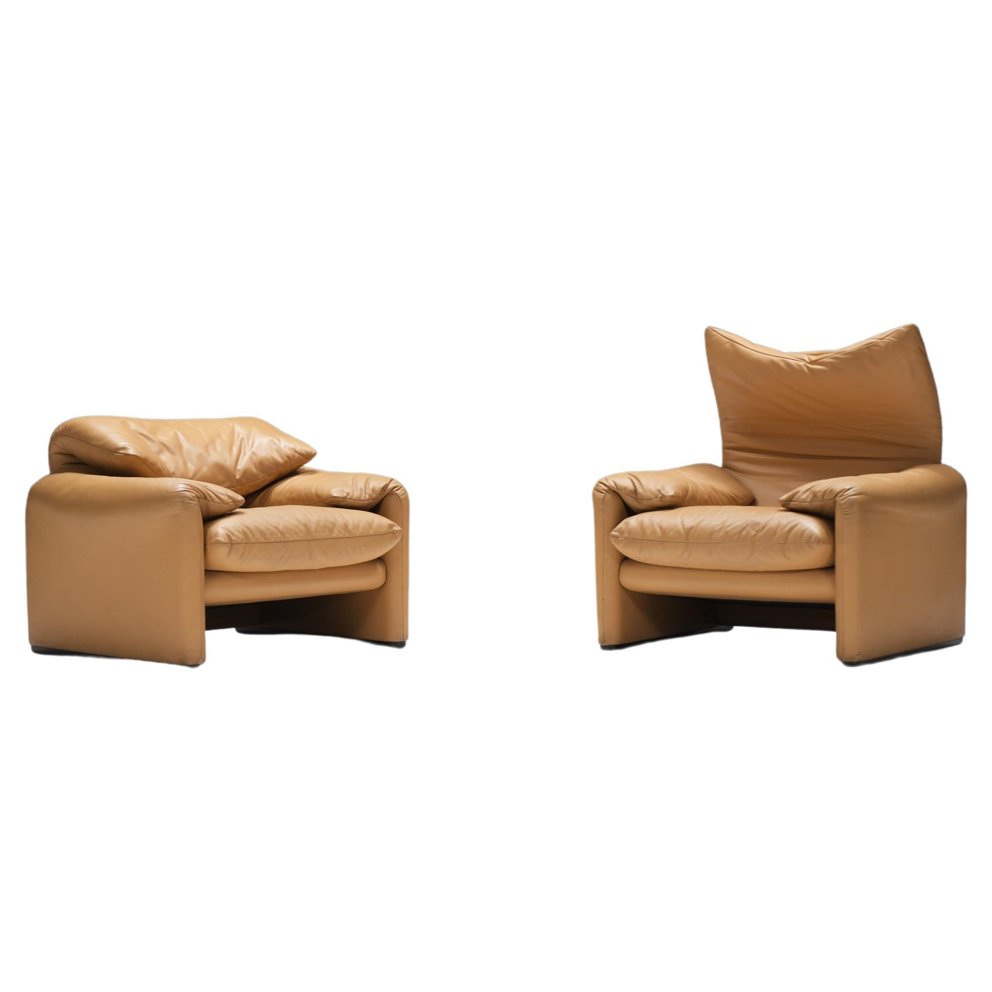 Set of matching Maralunga's in original leather by Vico Magistretti for Cassina
