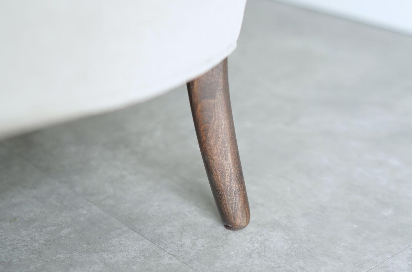MCM Lounge-Sessel aus Mohair, ca. 1960er Jahre im Angebot 1