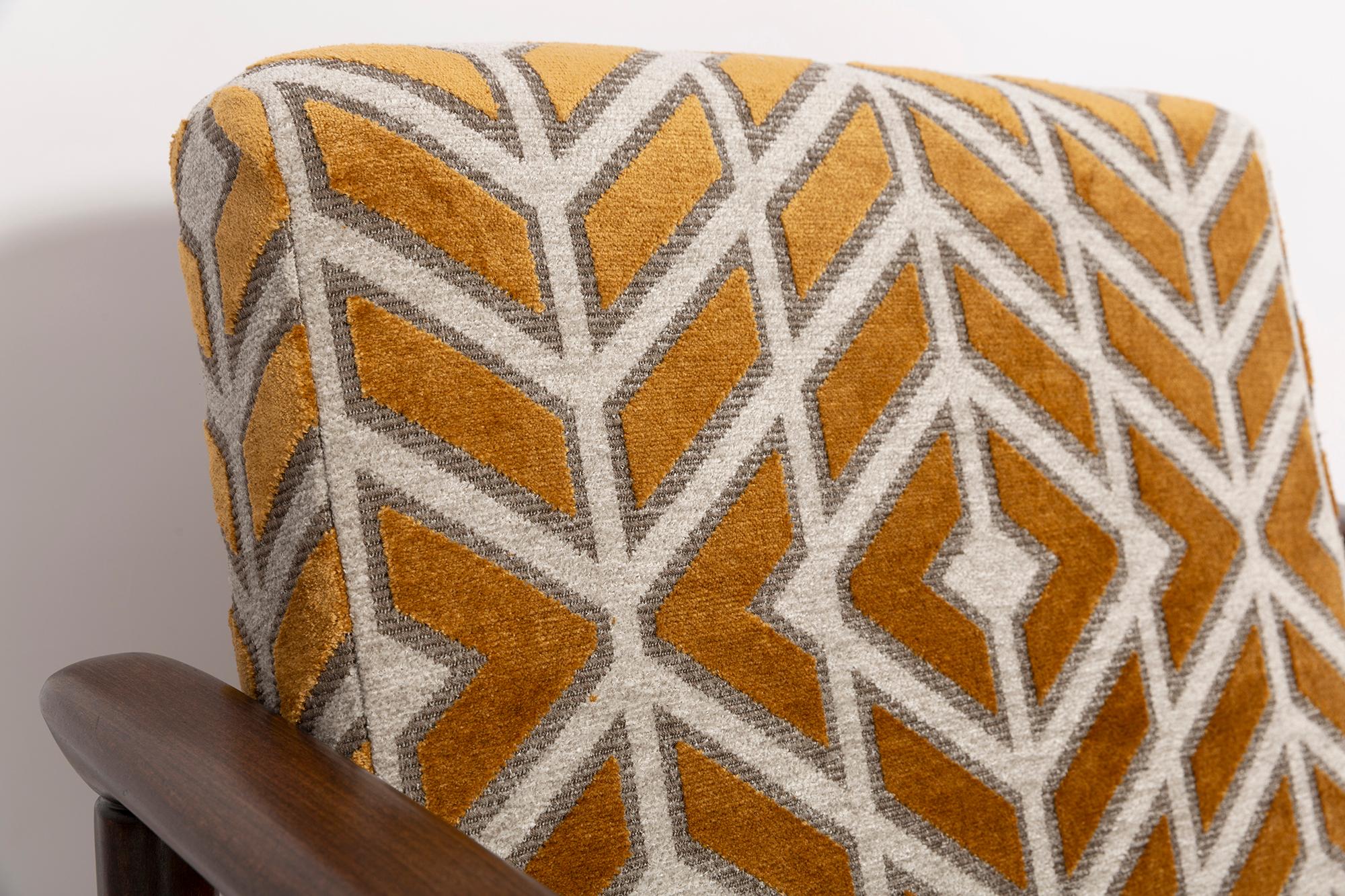 Beech Set of Mid Century Armchair and Stool, by Edmund Homa, Europe, 1960s For Sale
