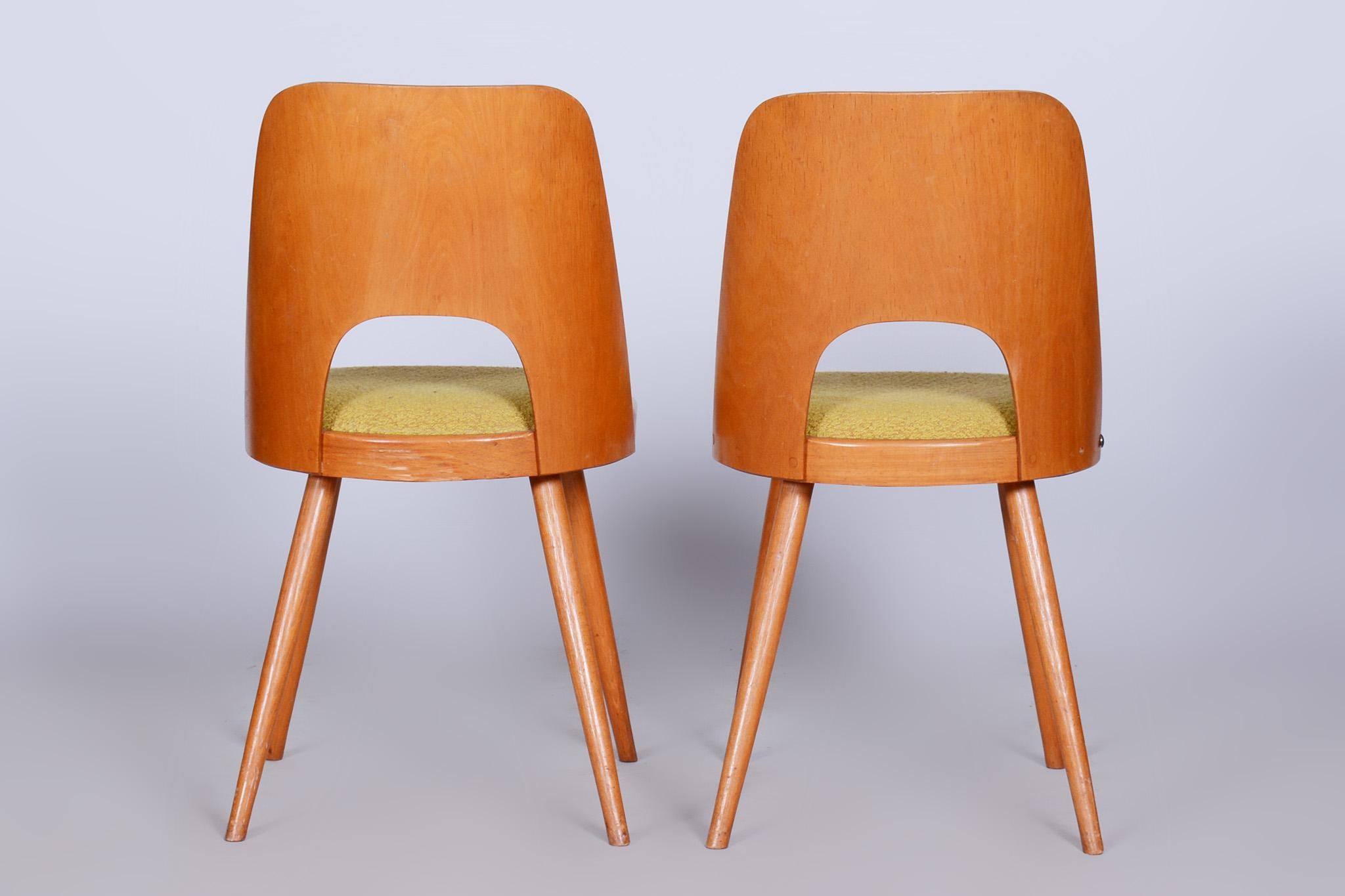 Set of Mid-Century Brown and Yellow Beech Chairs, Oswald Haerdtl, 1950s, Czechia For Sale 2