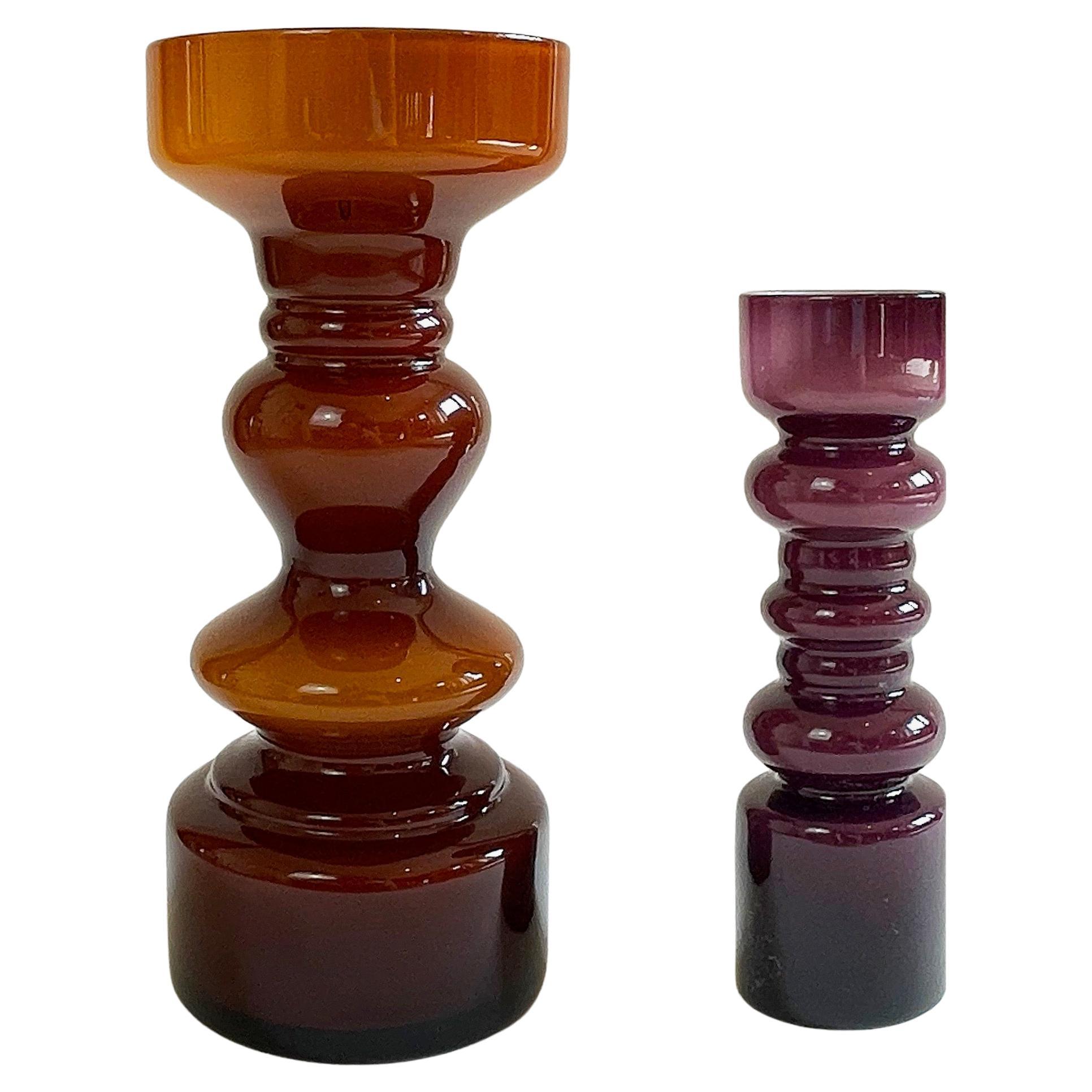 Ensemble de vases en verre d'art du milieu du siècle dernier, à cercles caramel et violets, ambiance scandinave en vente