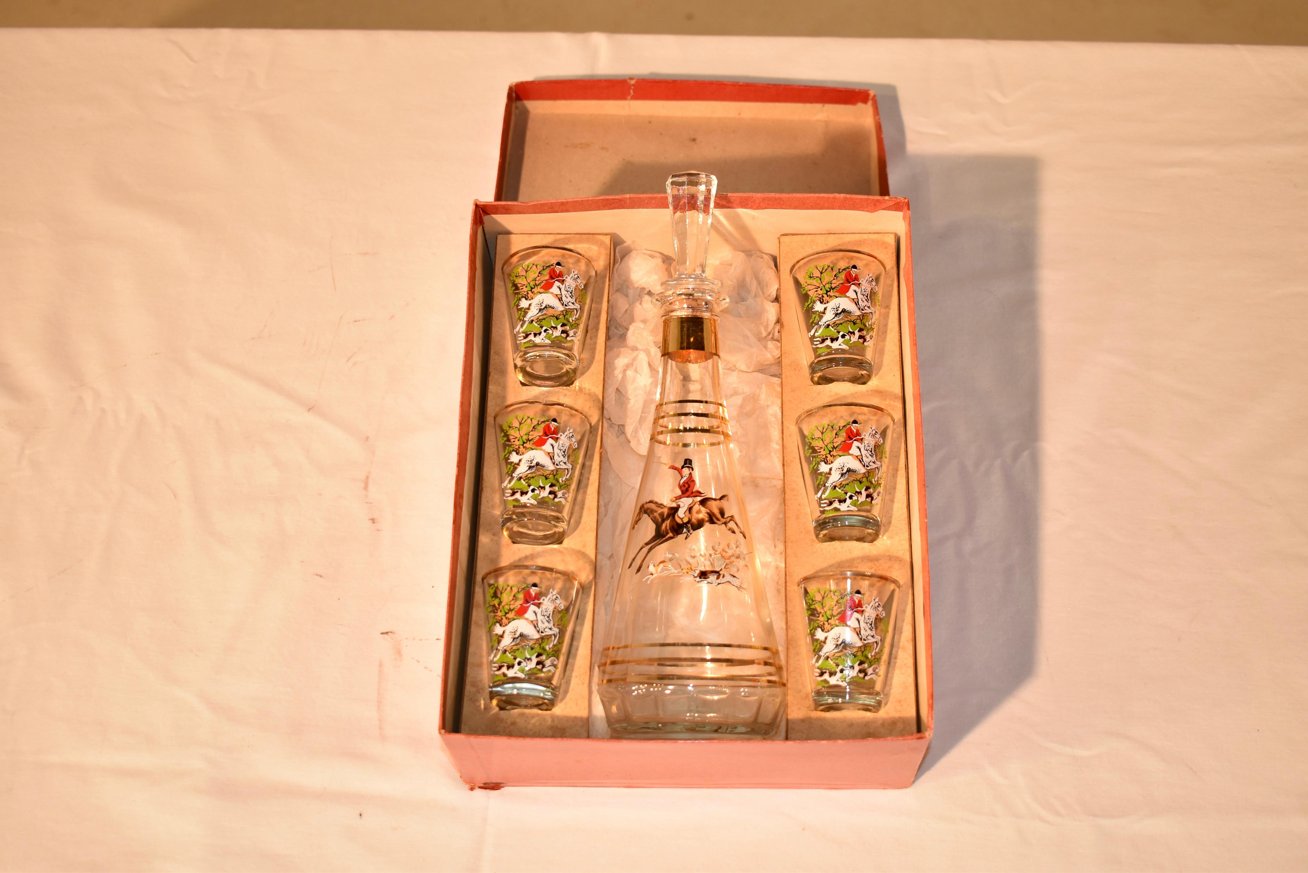 Set of Mid-Century Cordial Set and Glasses in Original Box For Sale 3