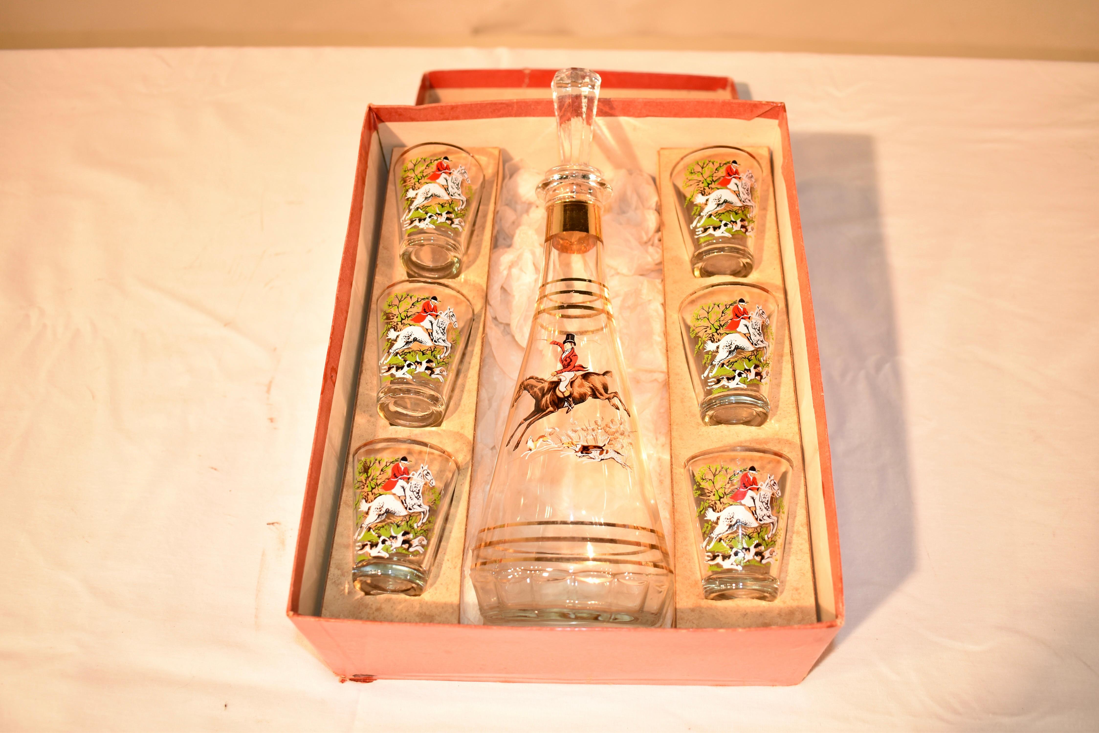 Set of Mid-Century Cordial Set and Glasses in Original Box For Sale 2